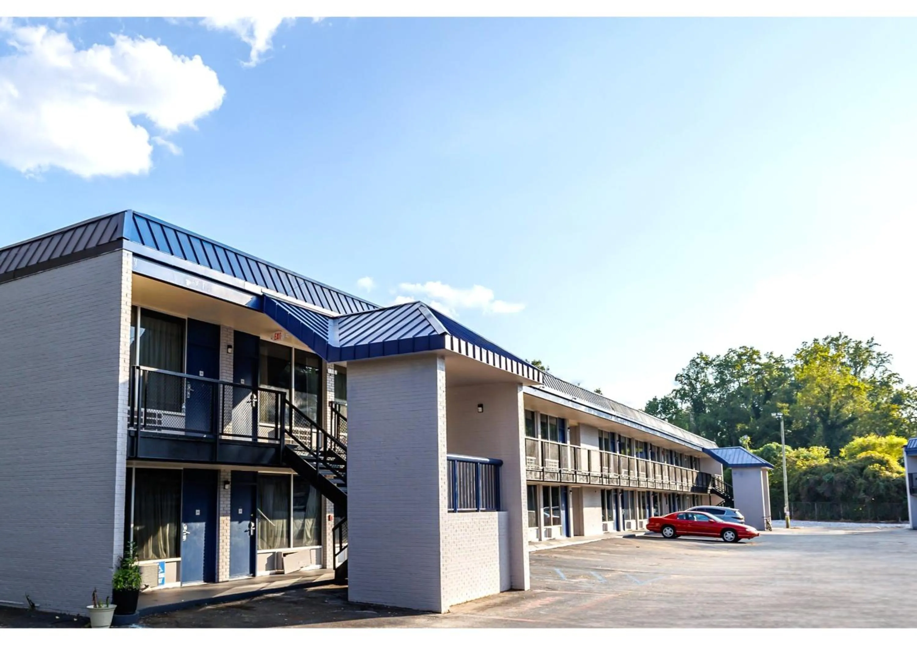 Parking in Budget Inn Greenville By Hotel O I-85