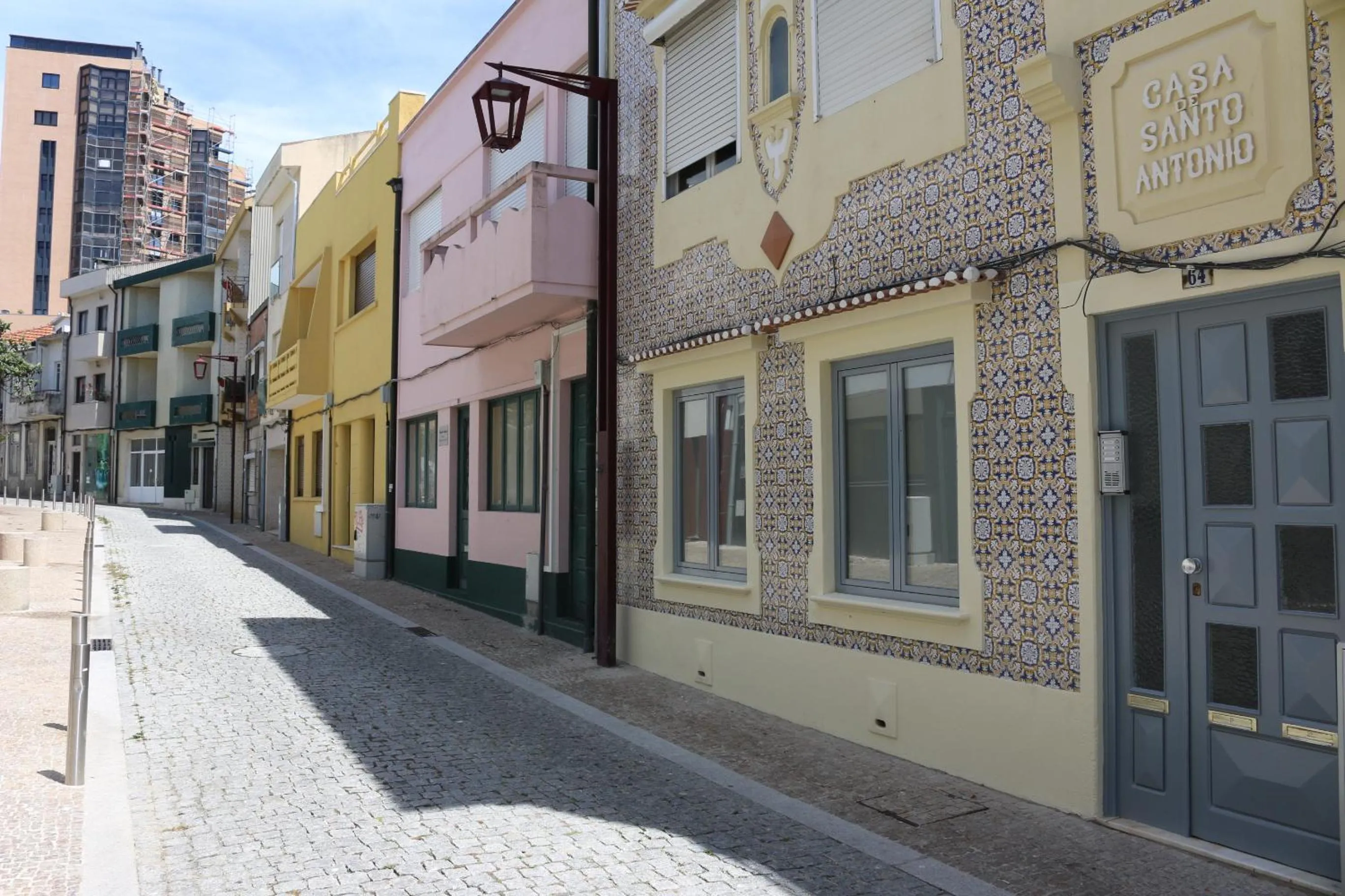 Facade/entrance in Povoa do Mar