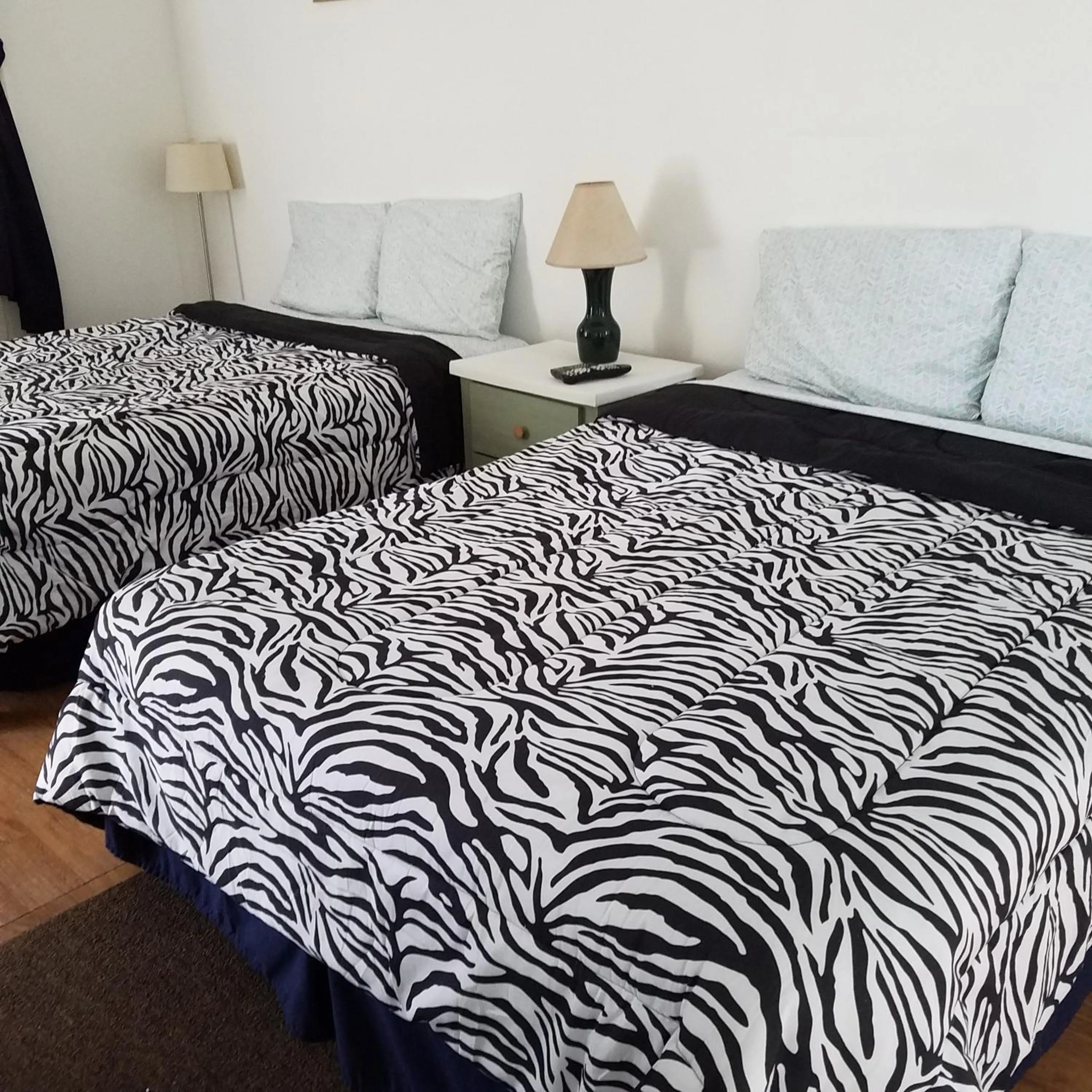 Bed in The becket Motel