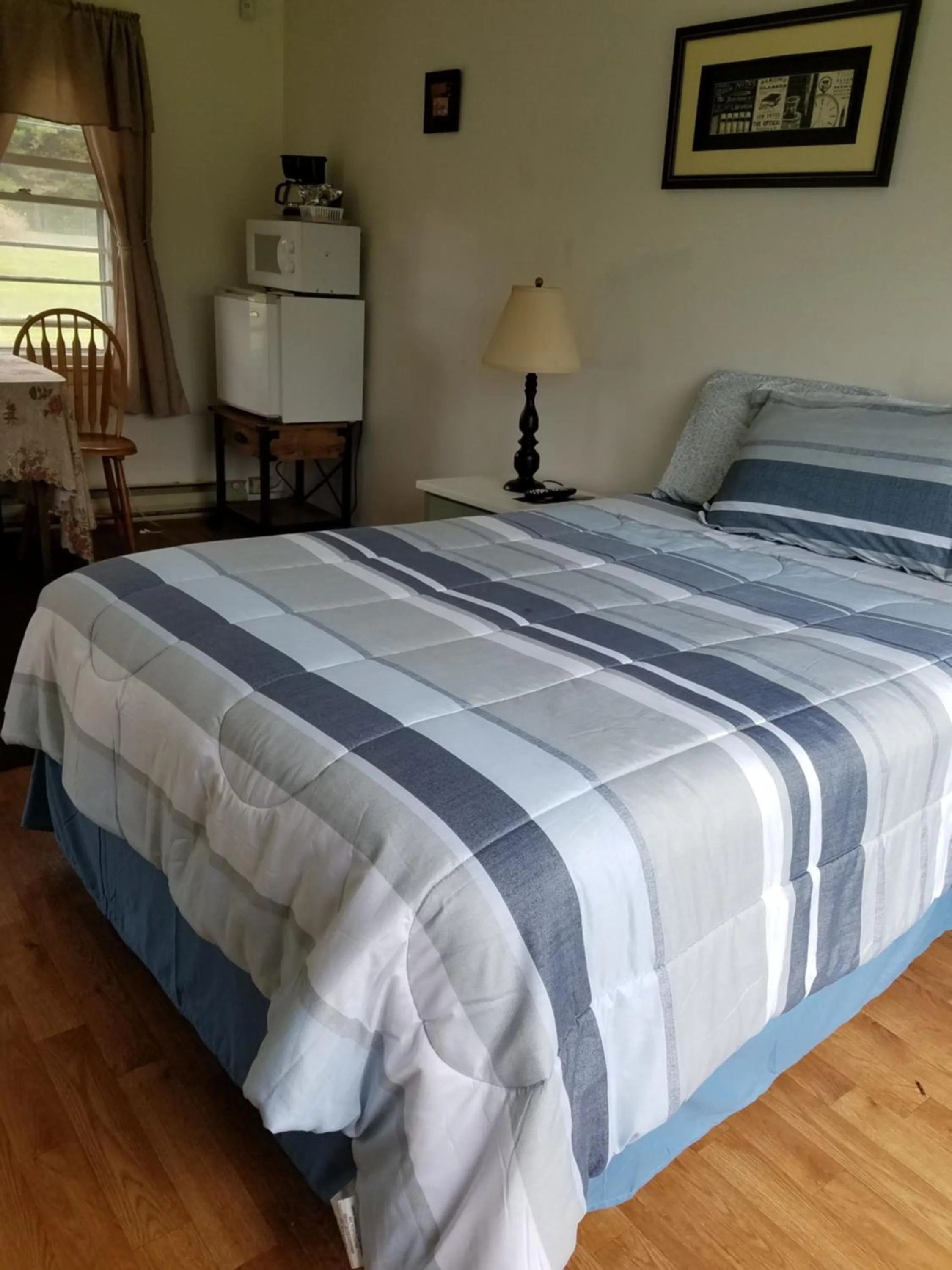 Bed in The becket Motel