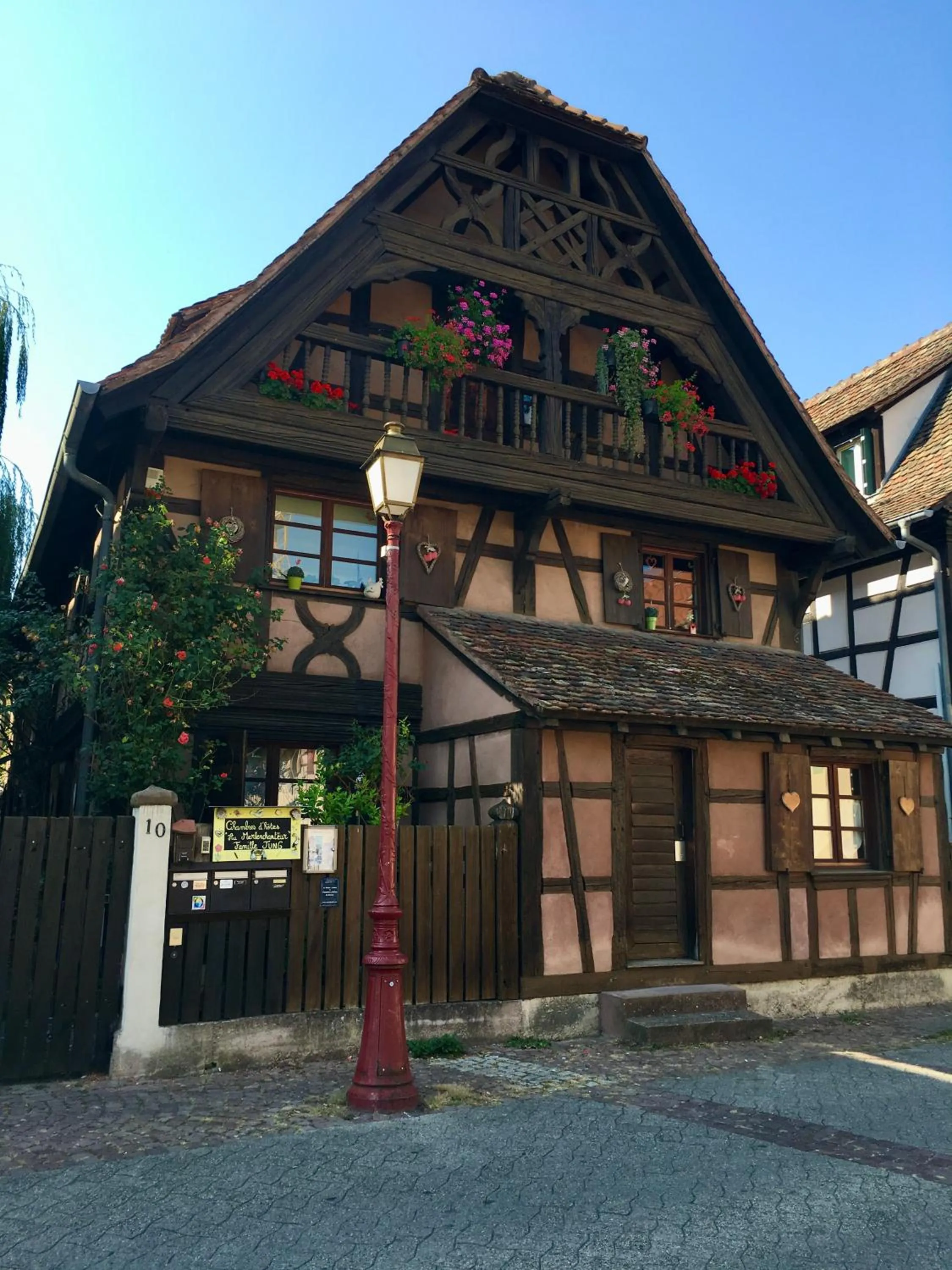 Appartement de caractère au calme 15 mins quartier historique, Gîte du Merlenchanteur