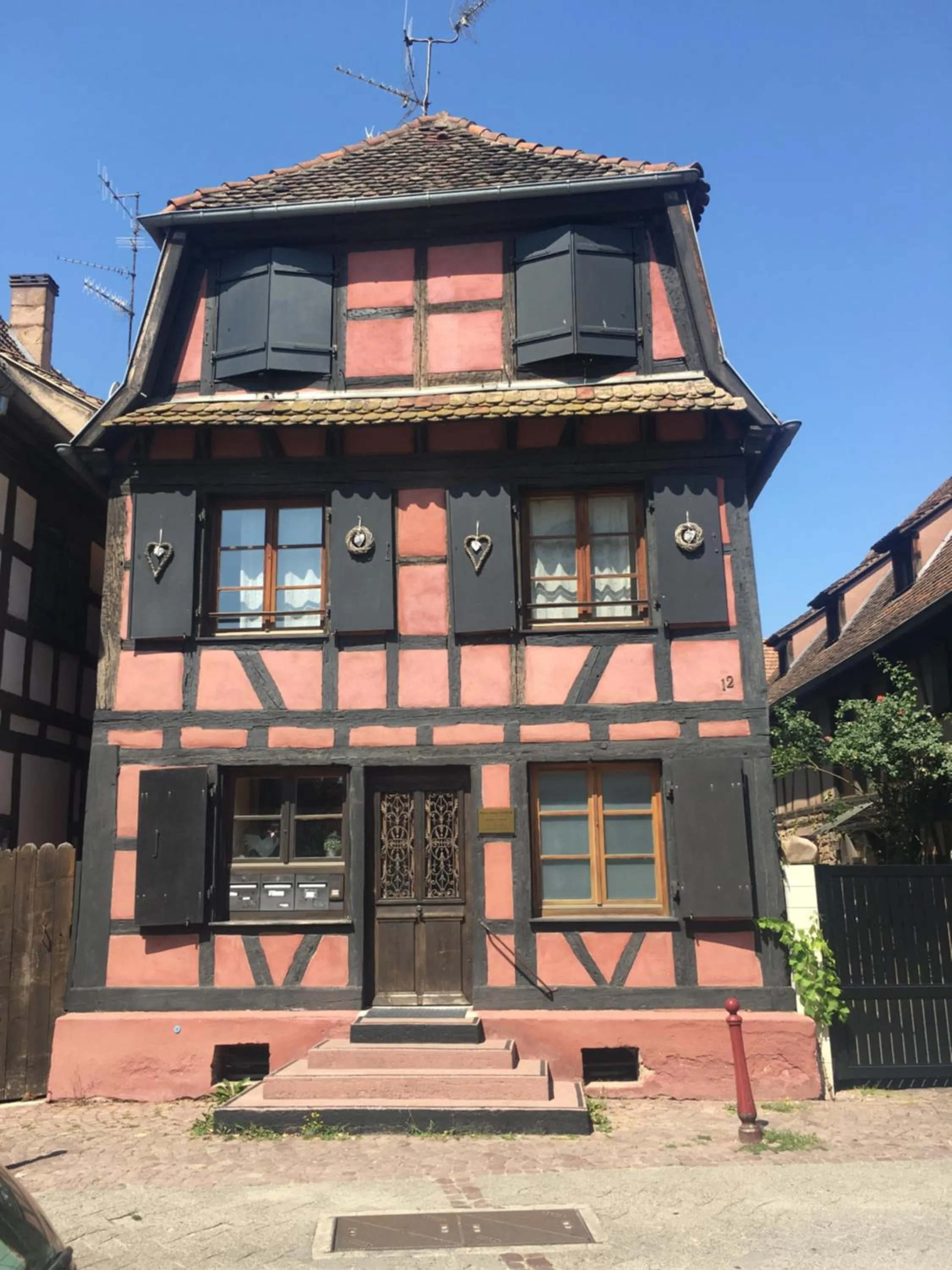 Appartement de caractère au calme 15 mins quartier historique, Gîte du Merlenchanteur