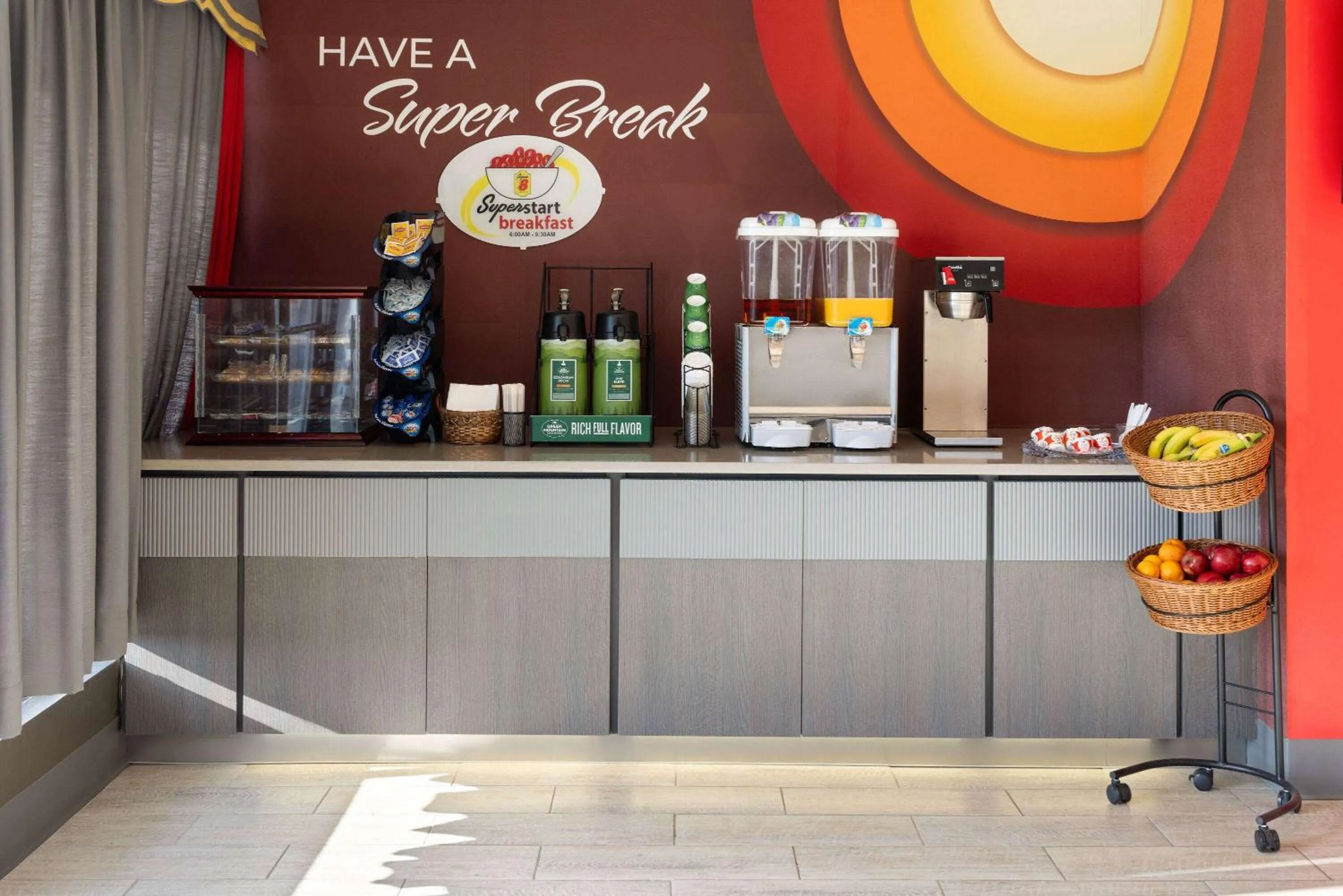 Breakfast in Super 8 by Wyndham Hazleton