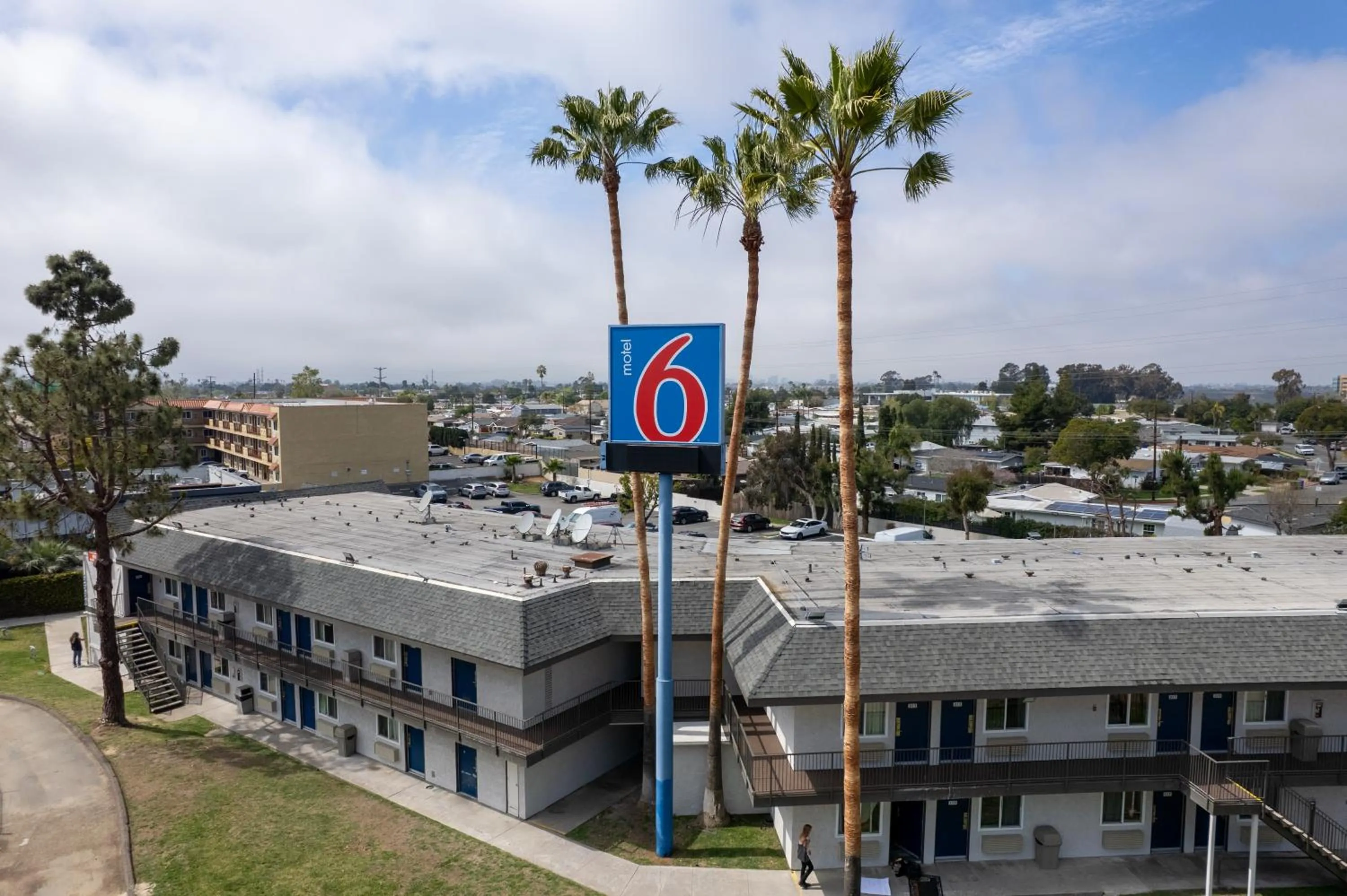 Property building in Motel 6-San Diego, CA - North