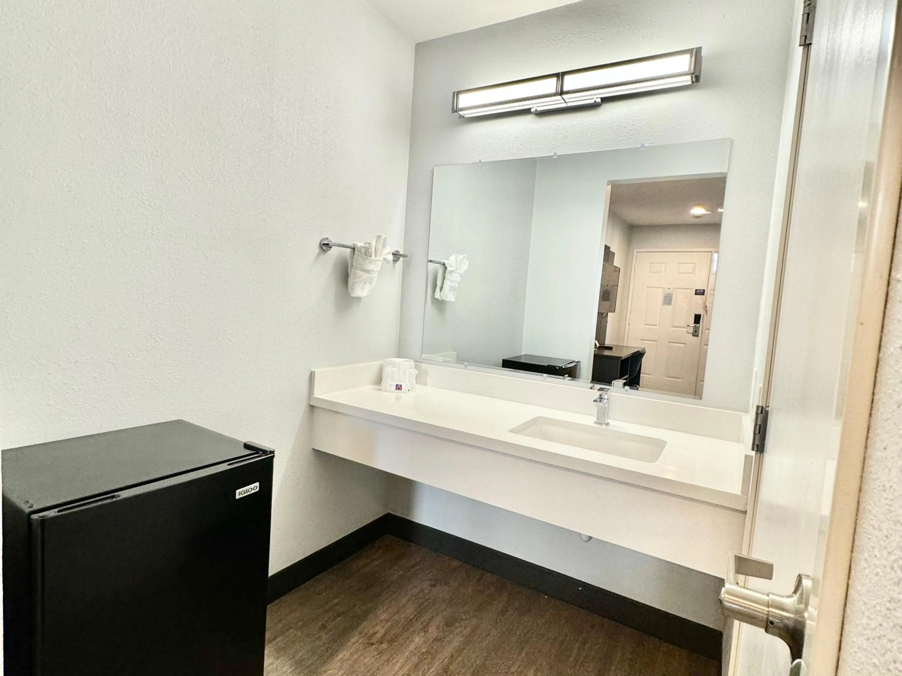 Bathroom in Motel 6-Bellflower, CA - Los Angeles