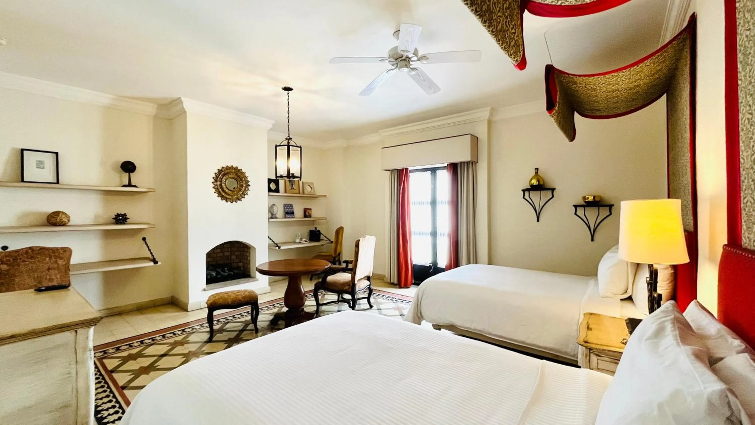 Photo of the whole room, Bed in Hotel Casa Primavera Boutique & Spa