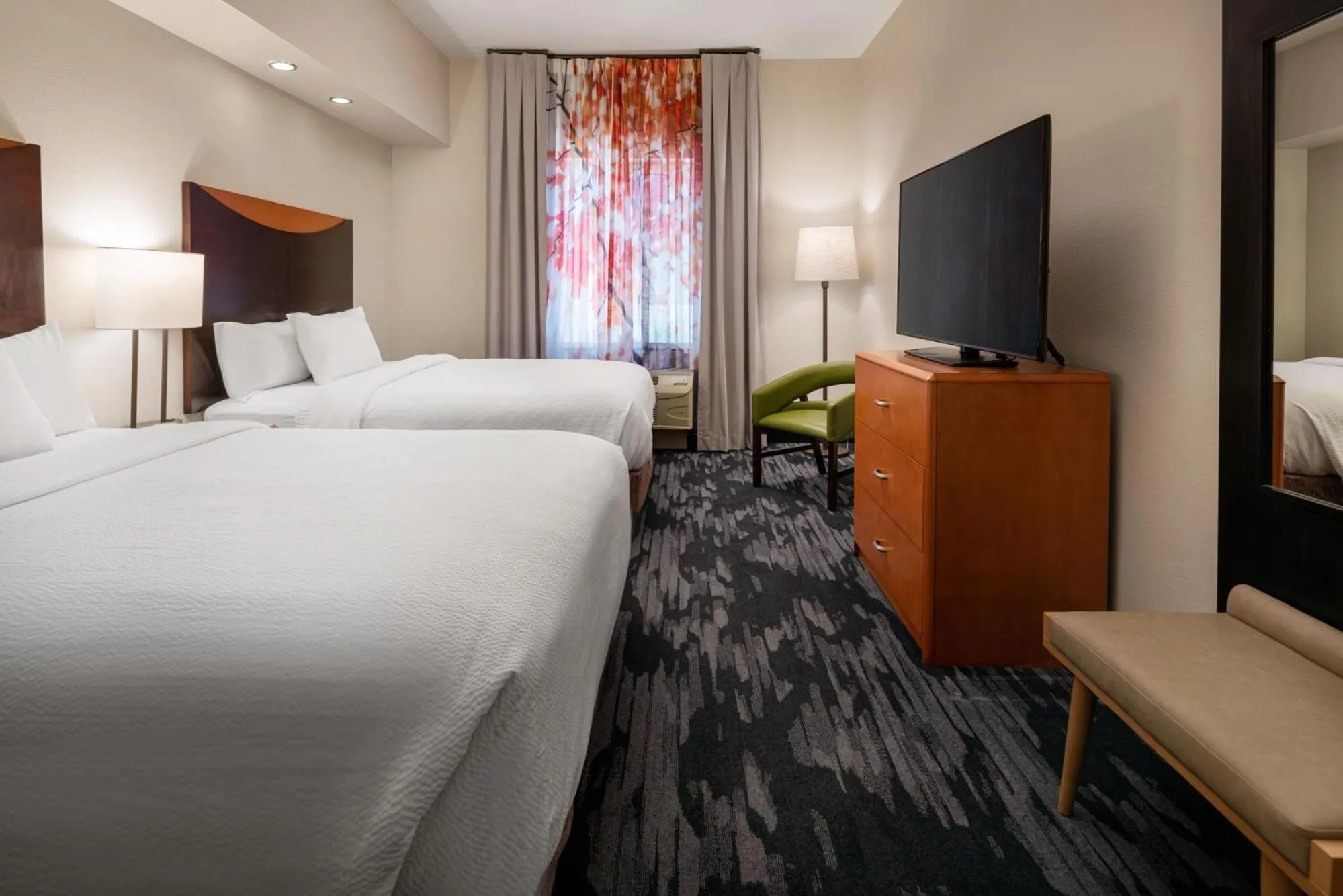 Bed in Fairfield Inn & Suites by Marriott Visalia Tulare