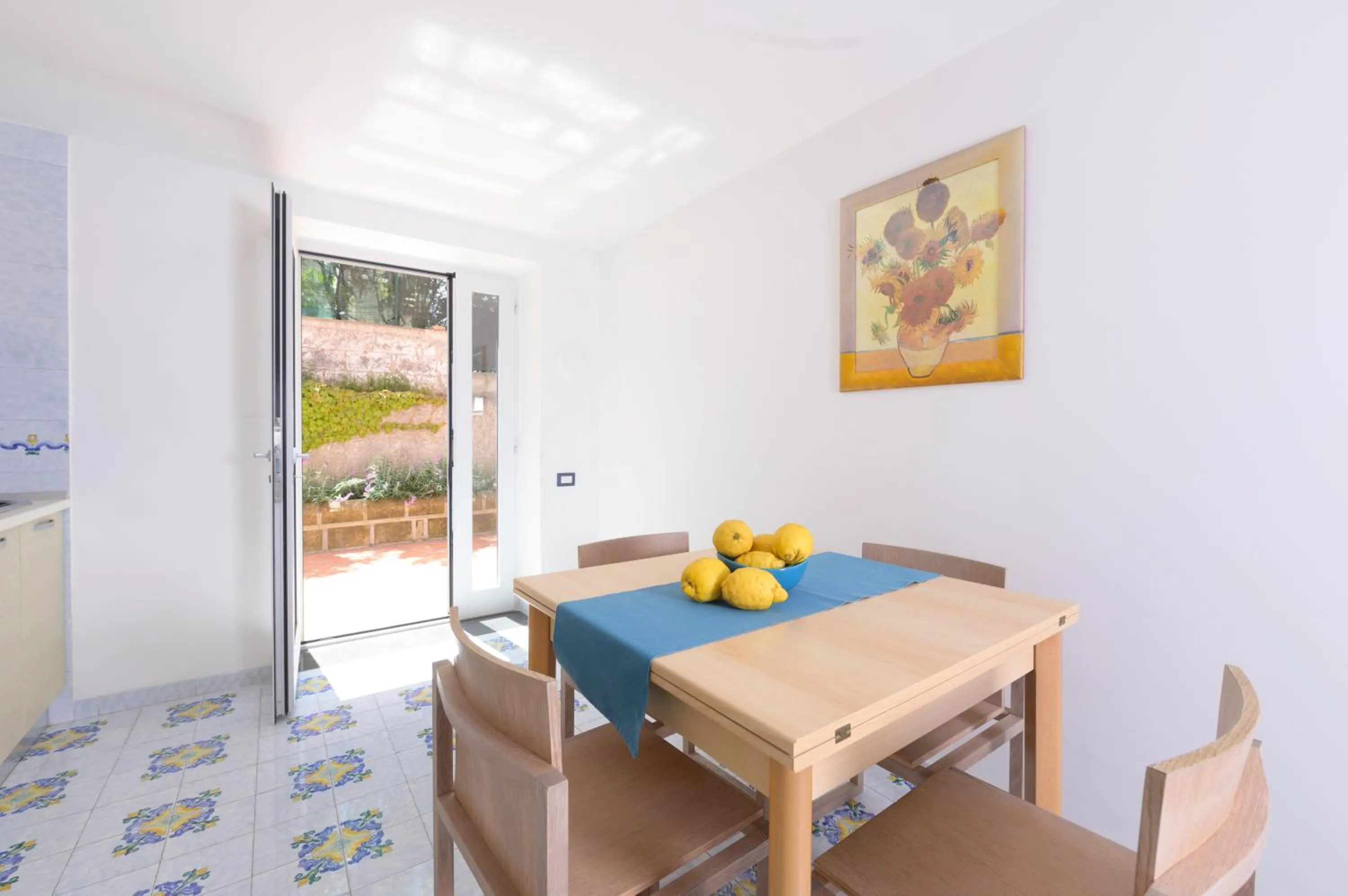 Dining area in B&B Mediterraneo