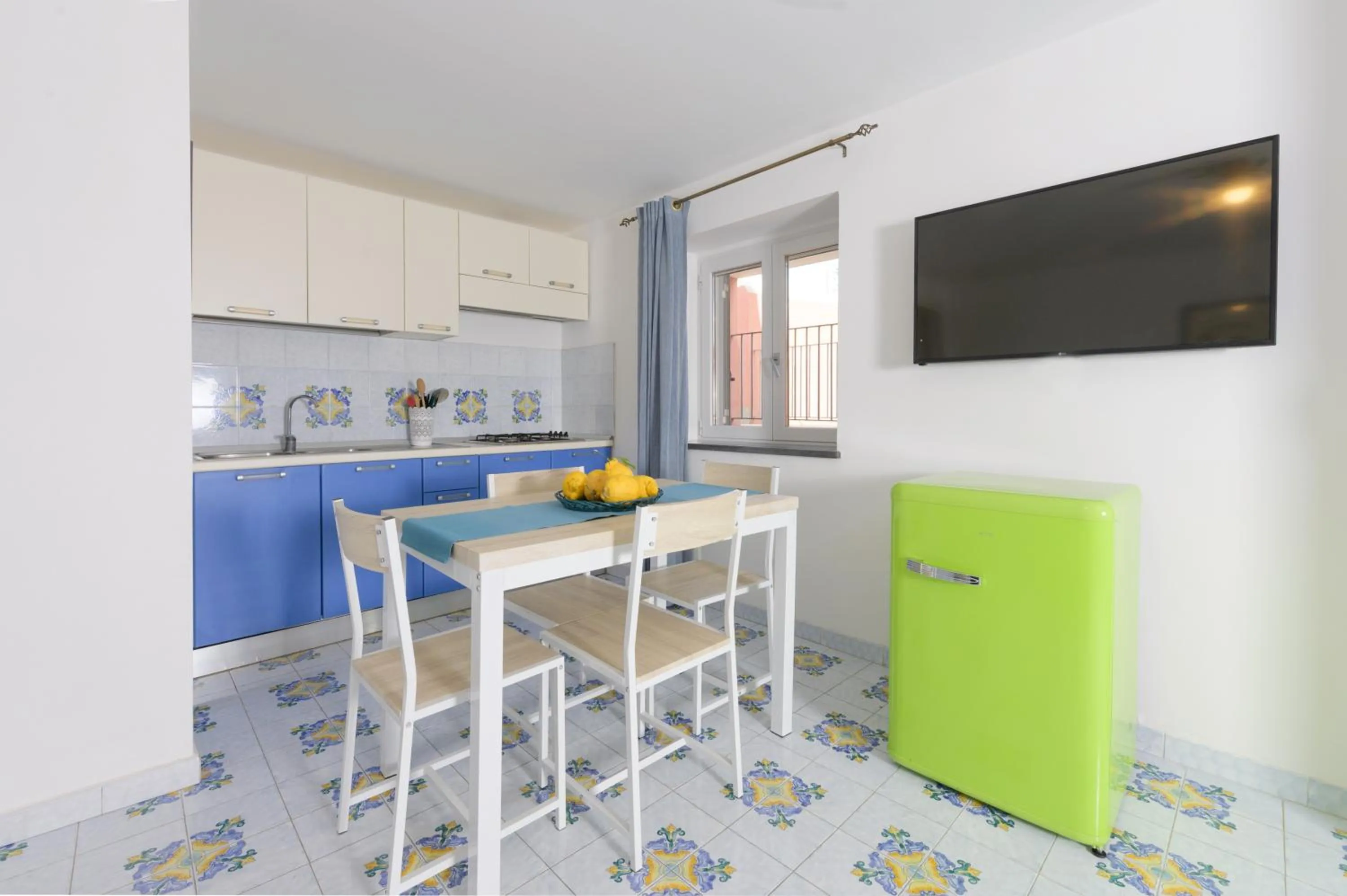Kitchen or kitchenette in B&B Mediterraneo