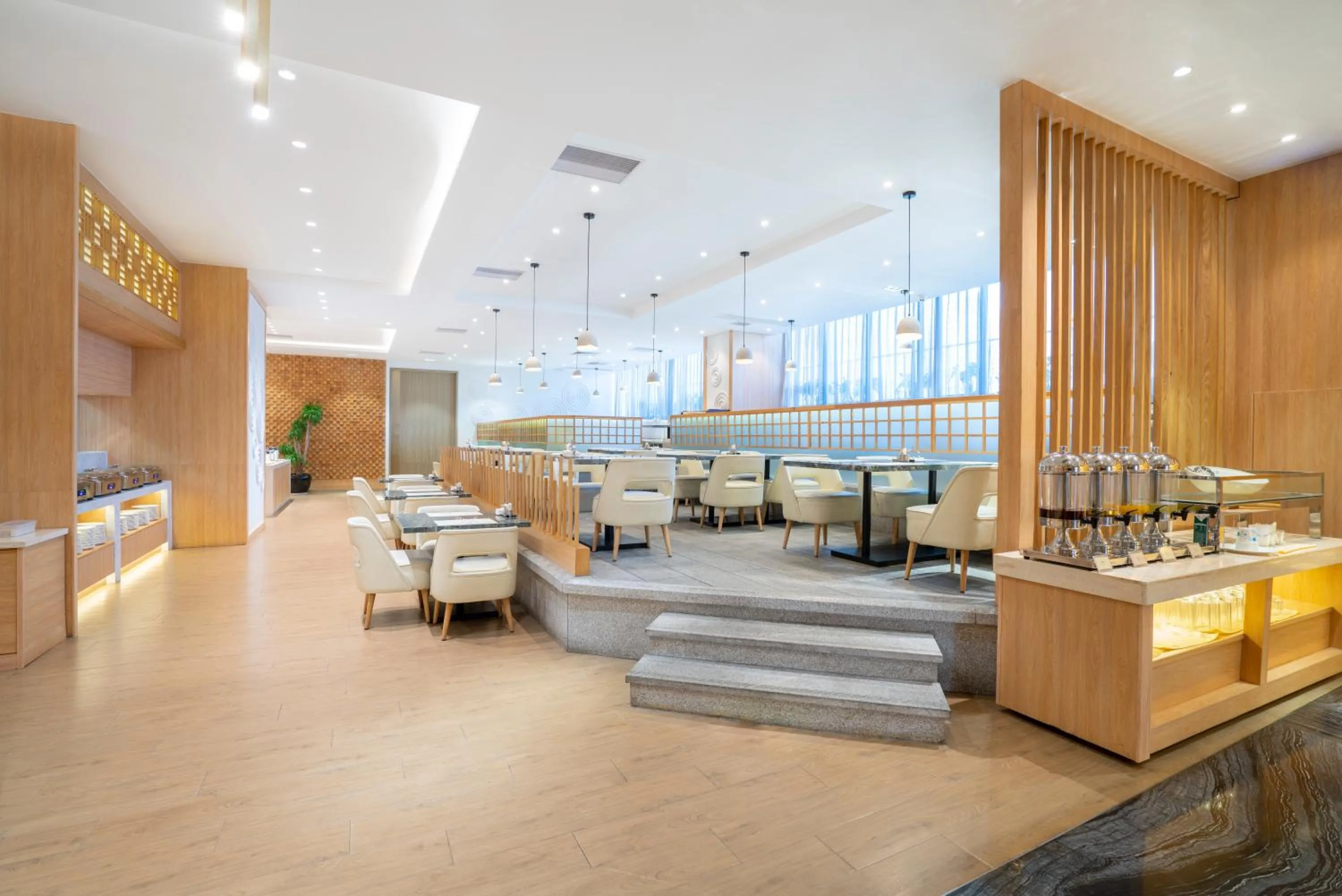 Restaurant/places to eat in Victoria Hotel Guangzhou Zhujiang New Town