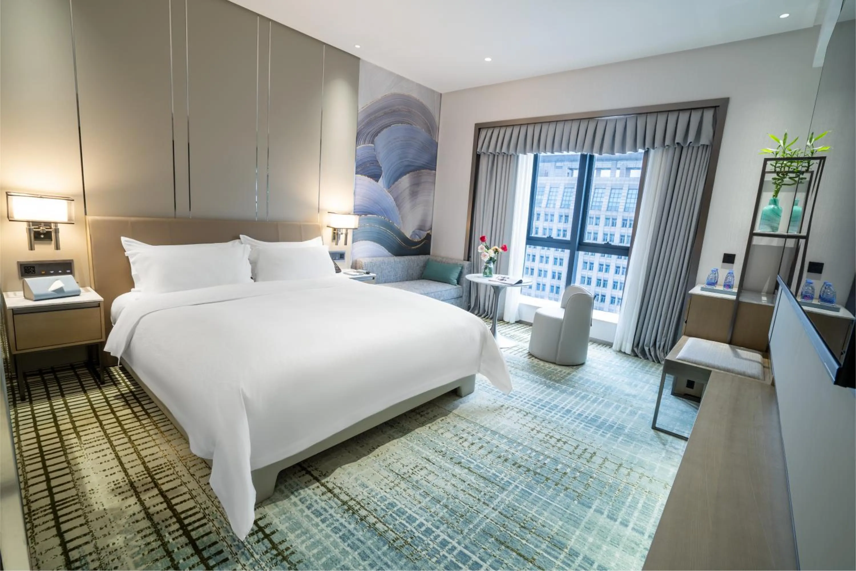 Bed in Victoria Hotel Guangzhou Zhujiang New Town