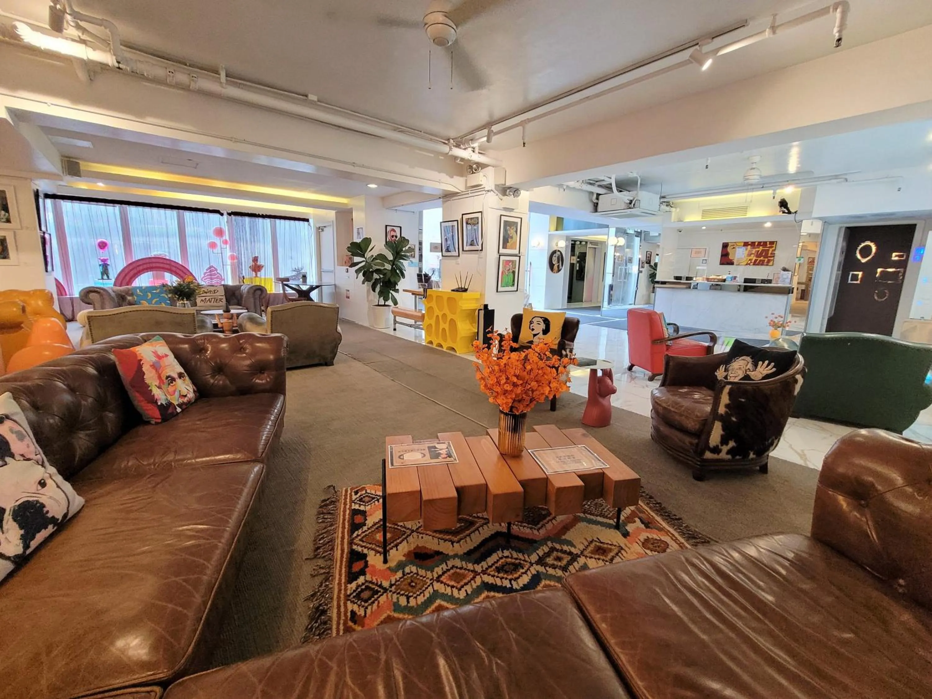 Lobby or reception in Mini Central