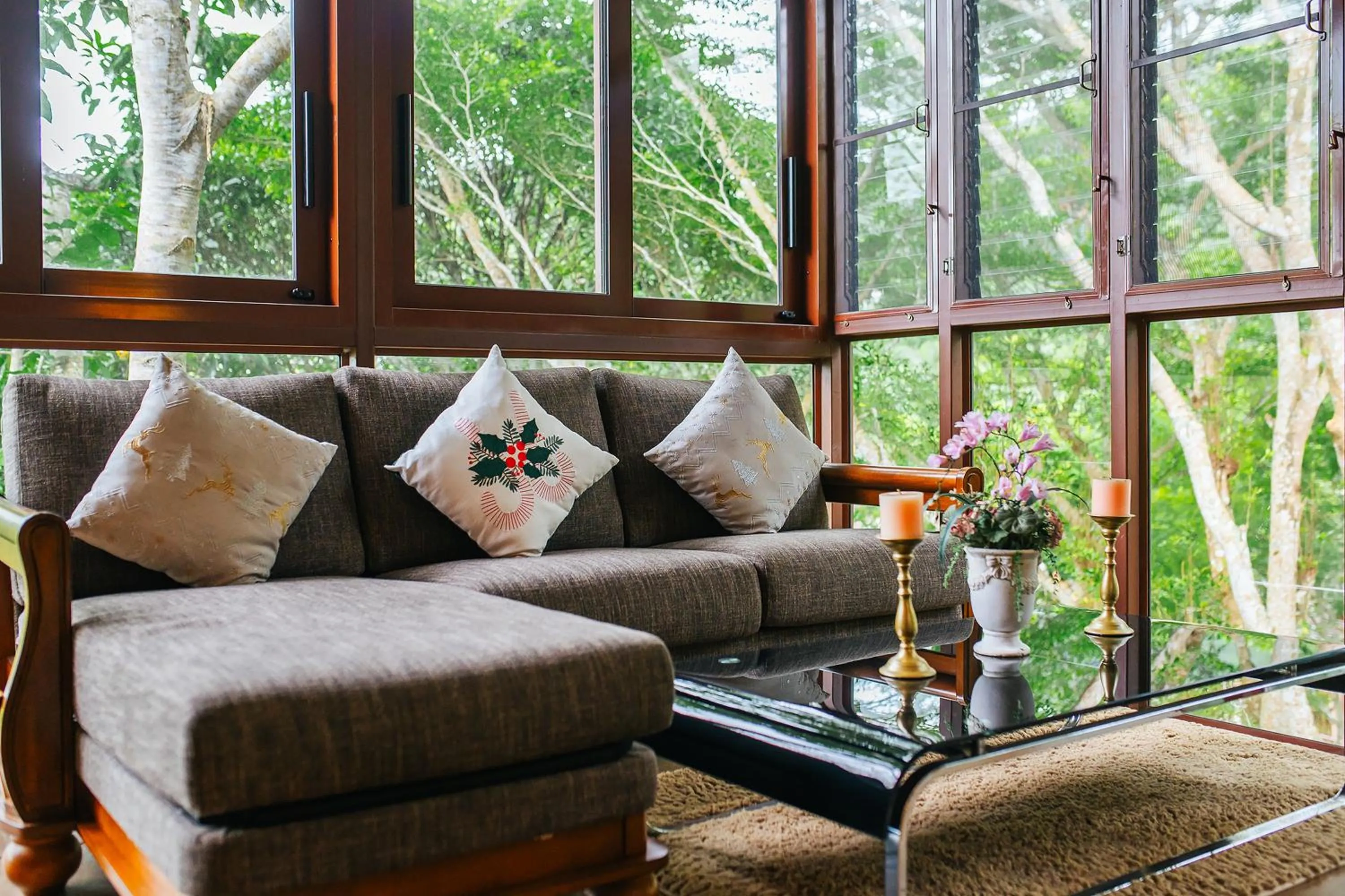 Living room in Thai Modern Resort & Spa "Newly Renovated"