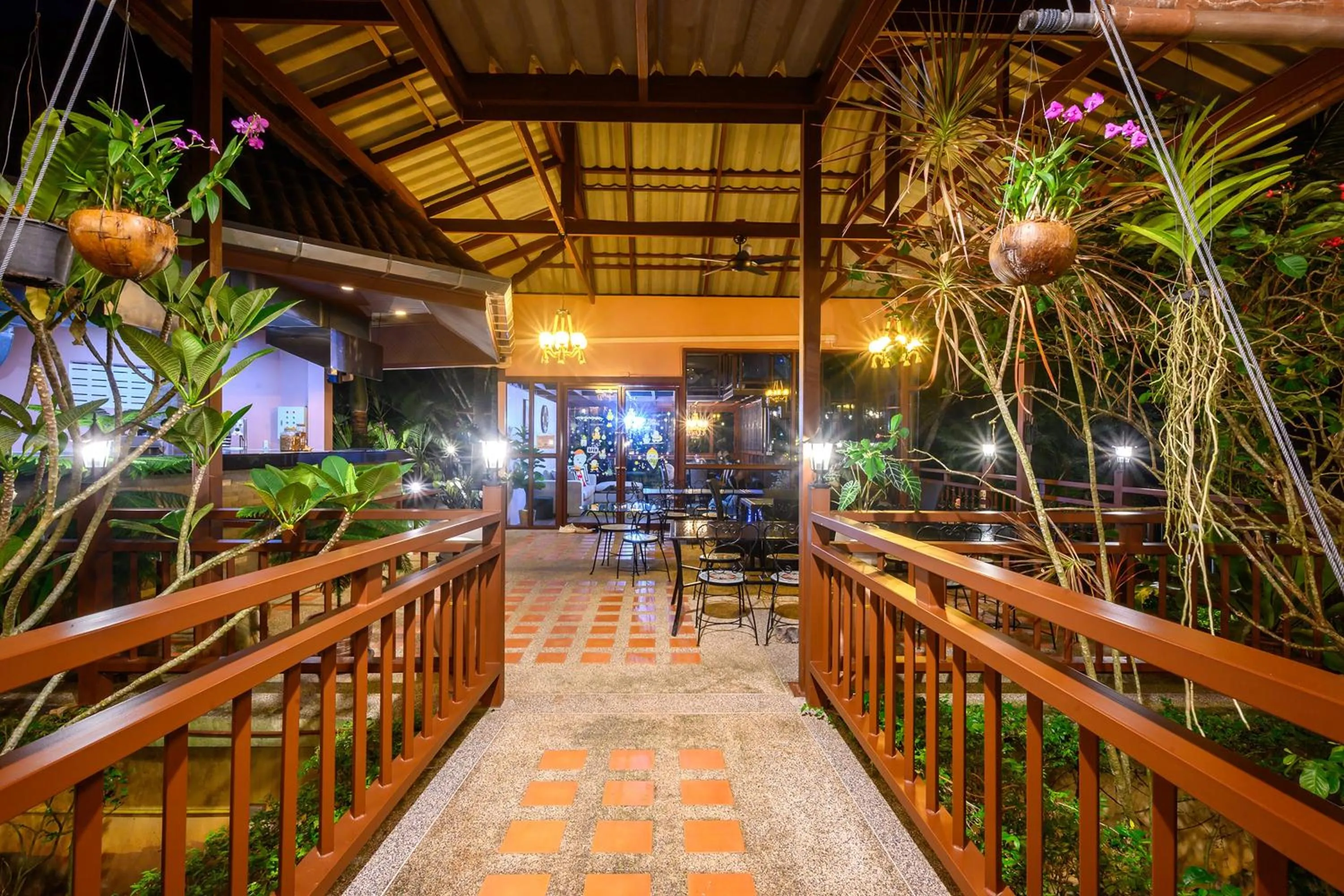 Area and facilities in Thai Modern Resort & Spa "Newly Renovated"