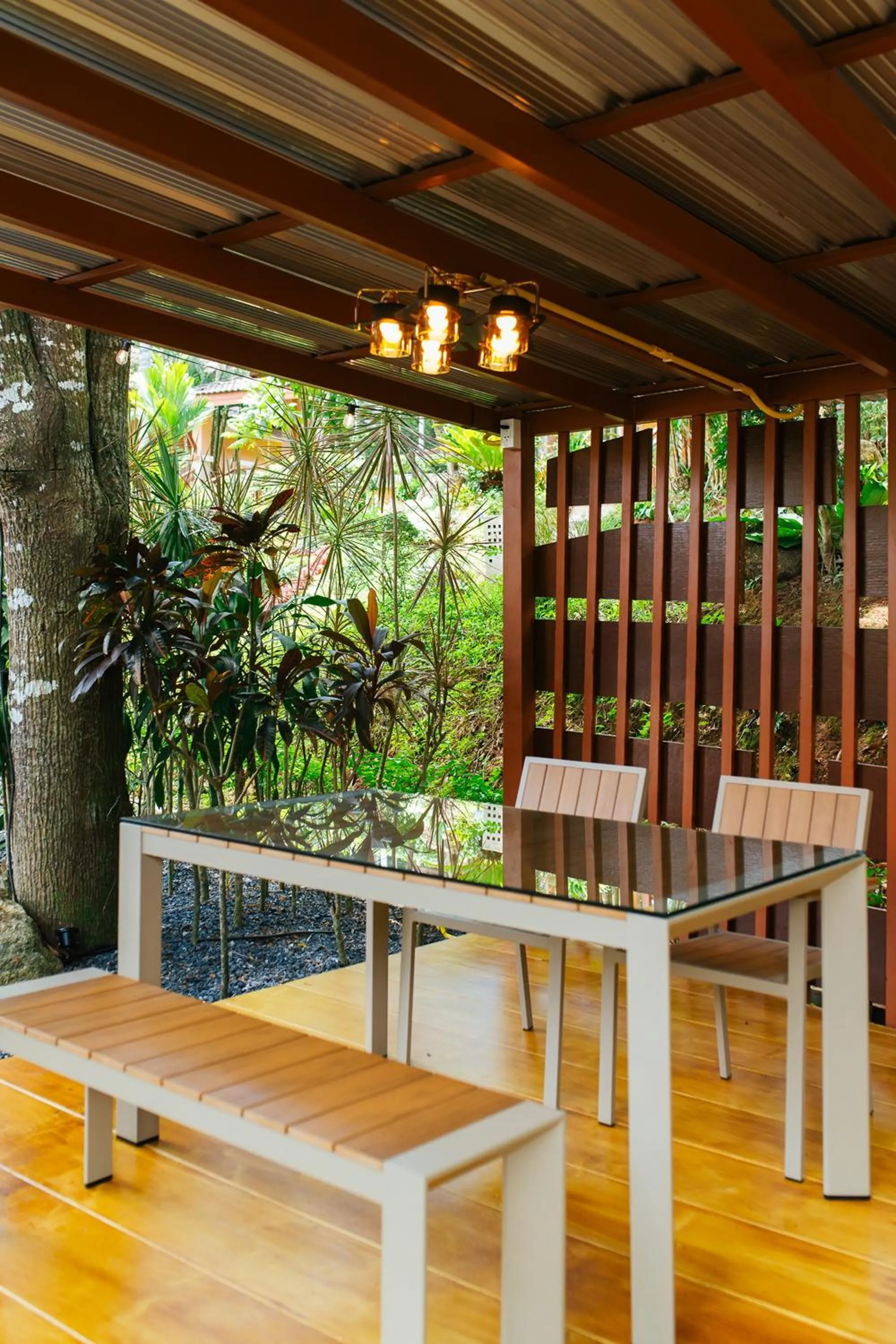 Area and facilities in Thai Modern Resort & Spa "Newly Renovated"