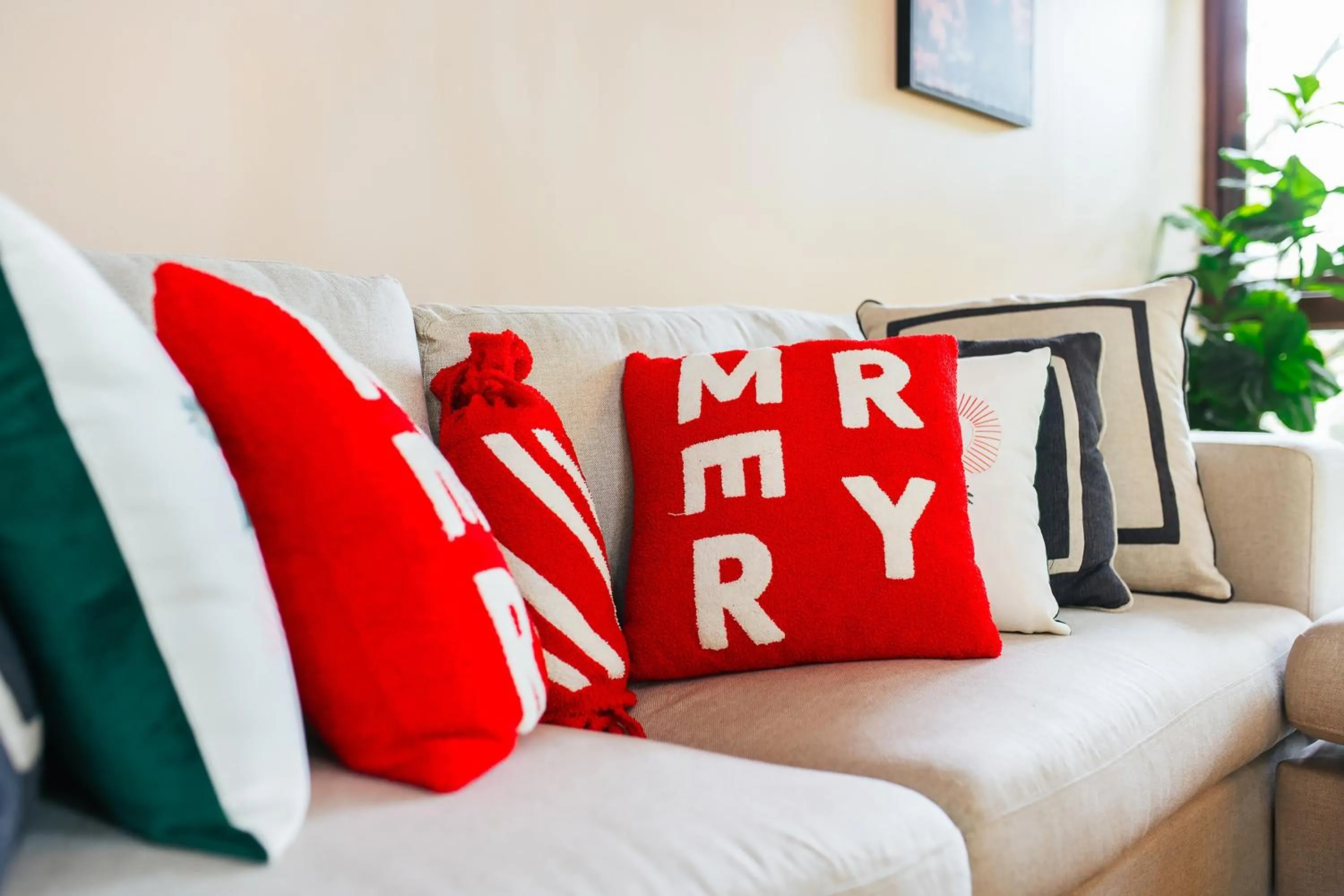 Living room in Thai Modern Resort & Spa "Newly Renovated"