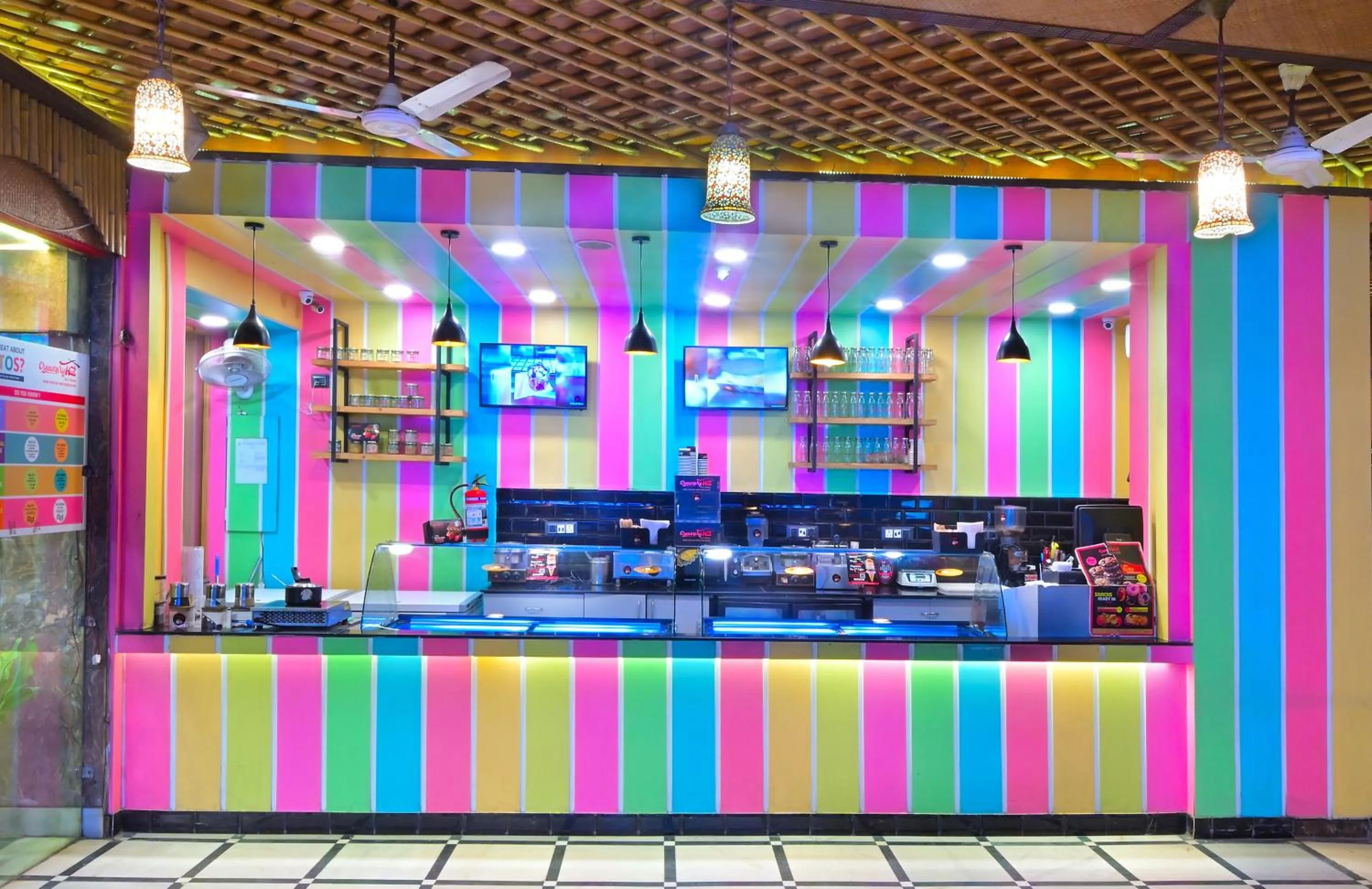 Property building in Hotel Hari Piorko - New Delhi Railway Station