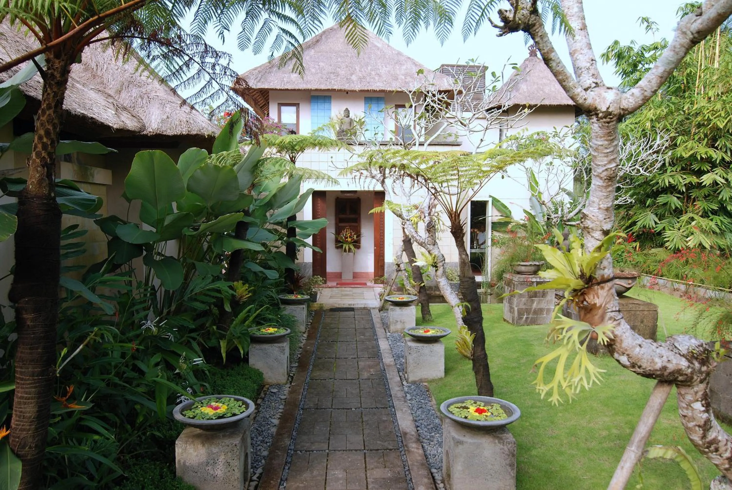 Property building in Villa Sebali