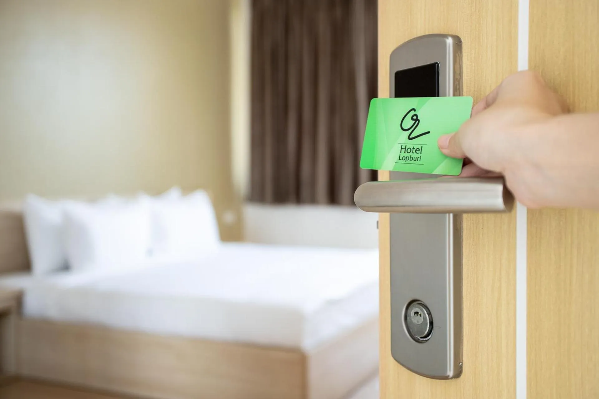 Bed in O2 Hotel Lopburi