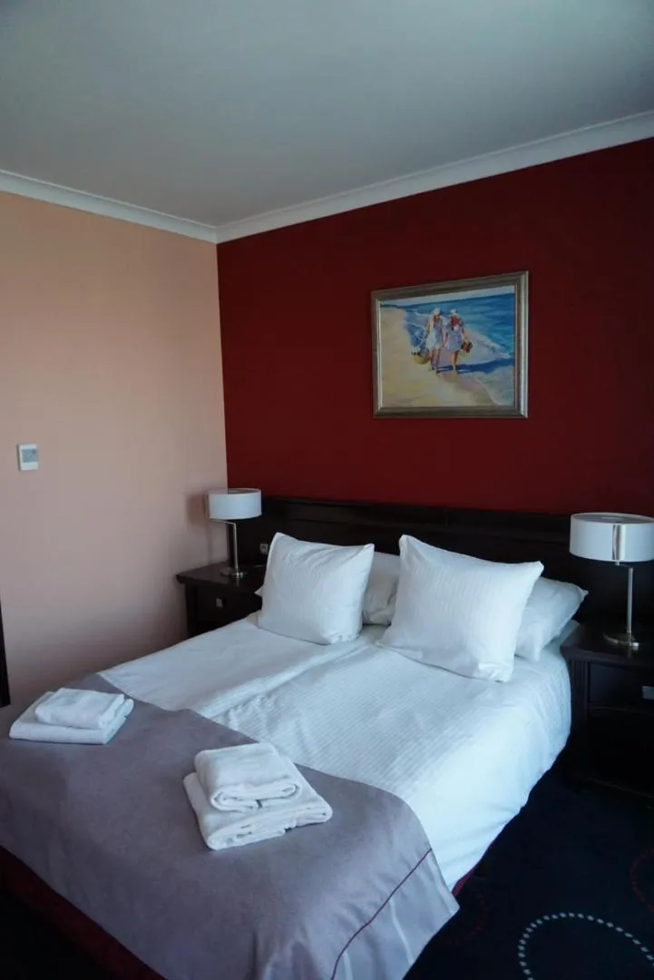 Bed in Hotel Admirał