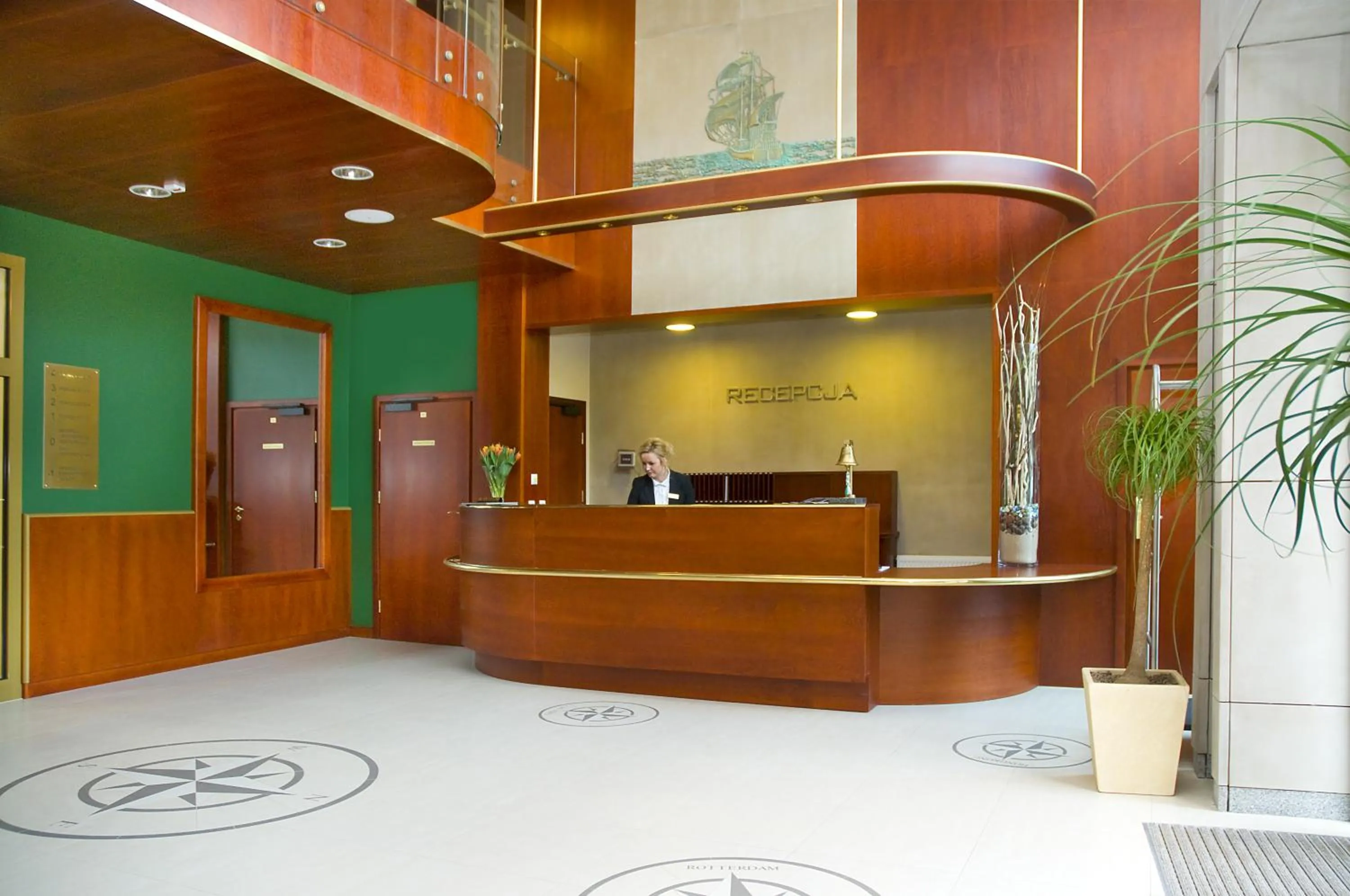 Lobby or reception in Hotel Admirał