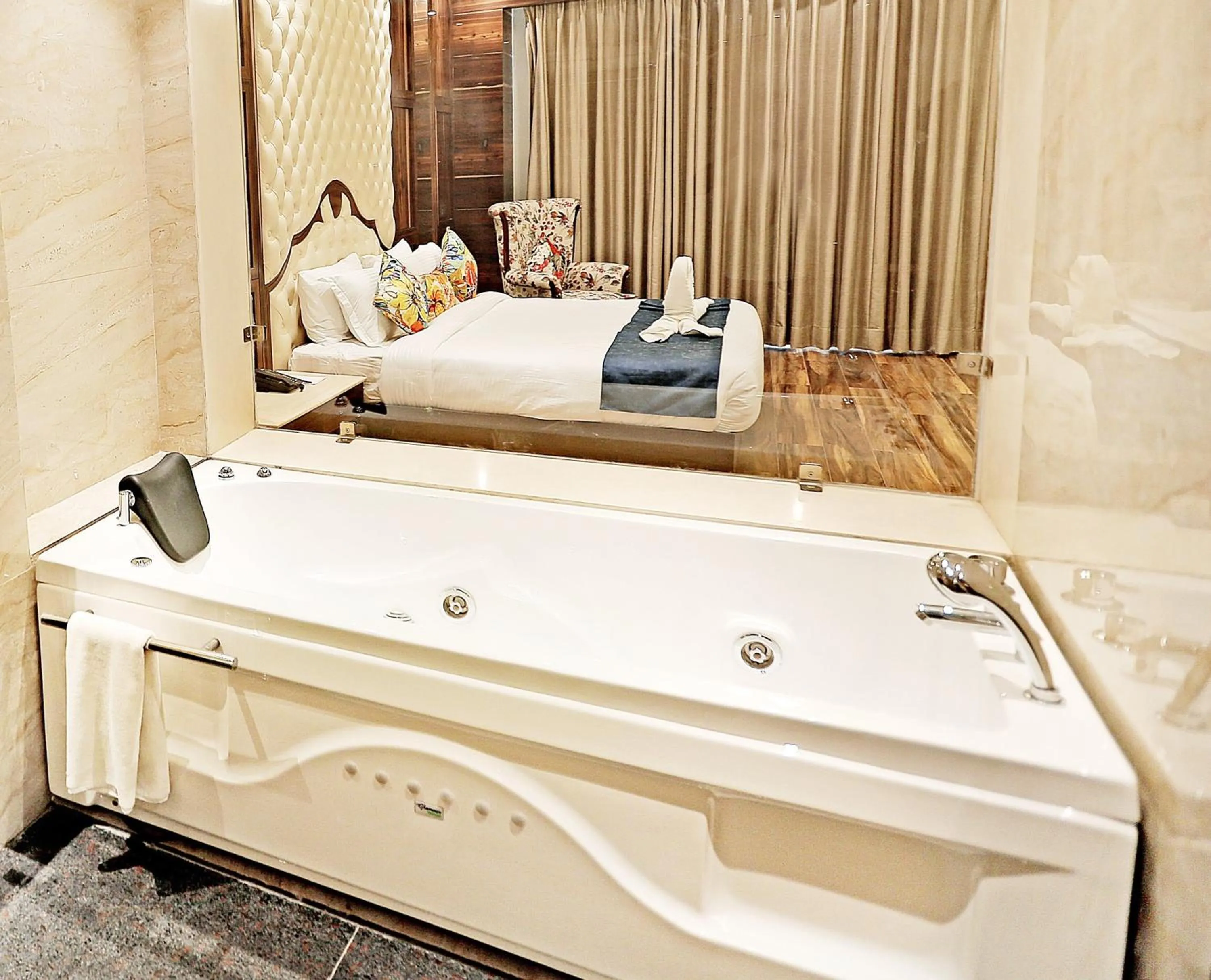 Bathroom, Bed in Hotel Vintage Chandigarh Zirakpur