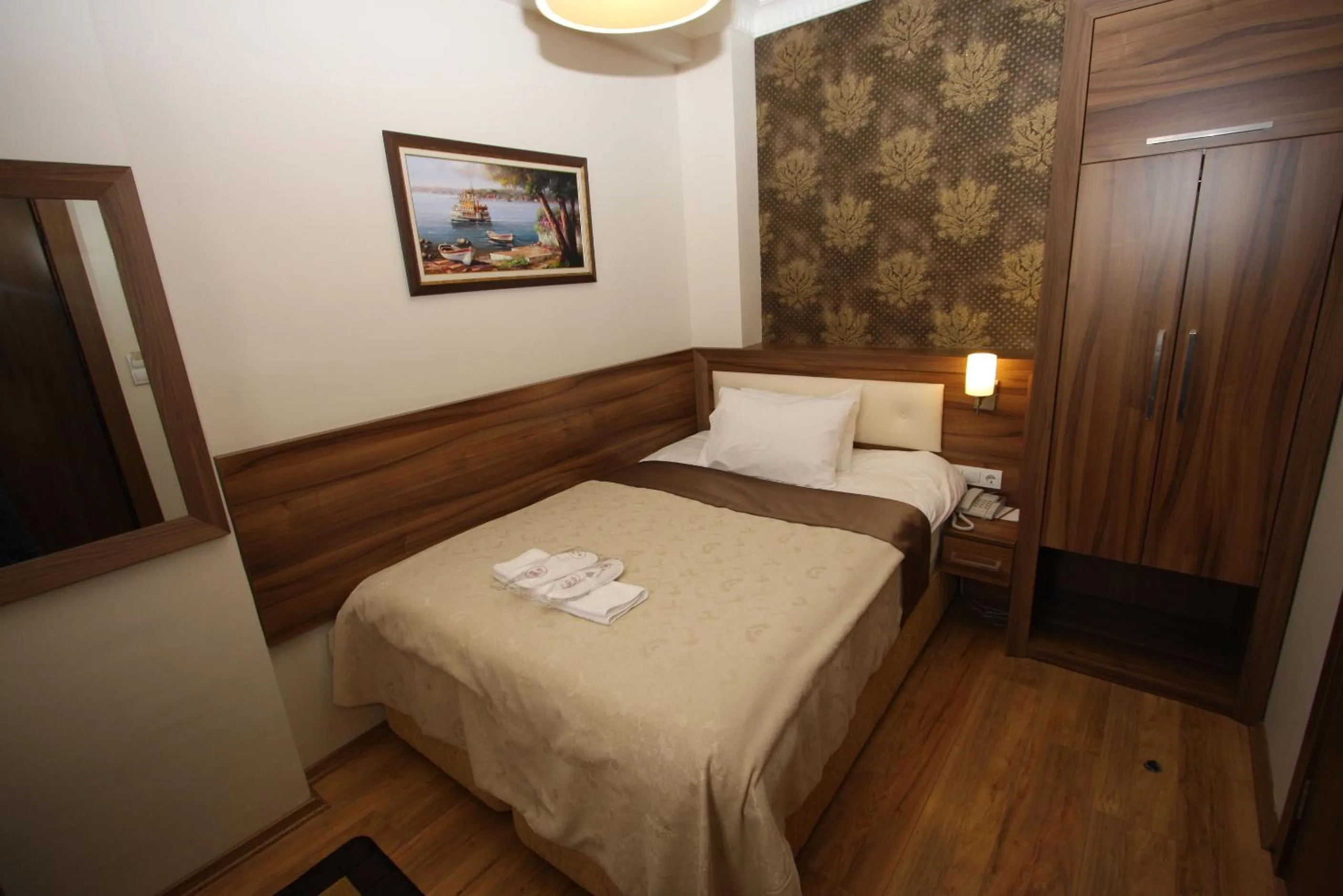 Bed in My Rose Hotel