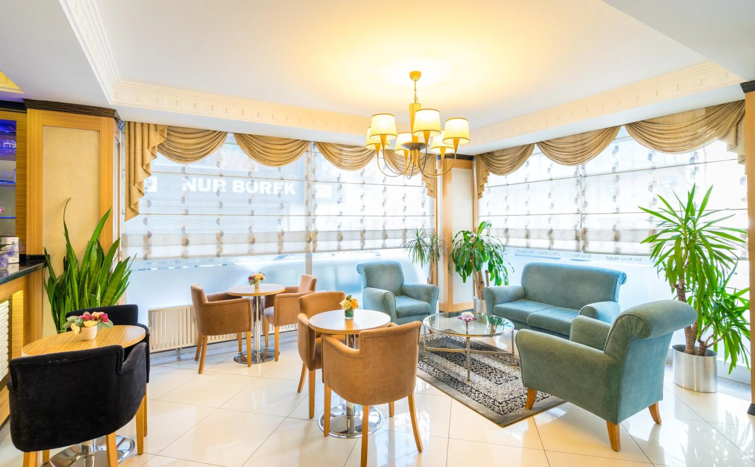 Living room in My Rose Hotel