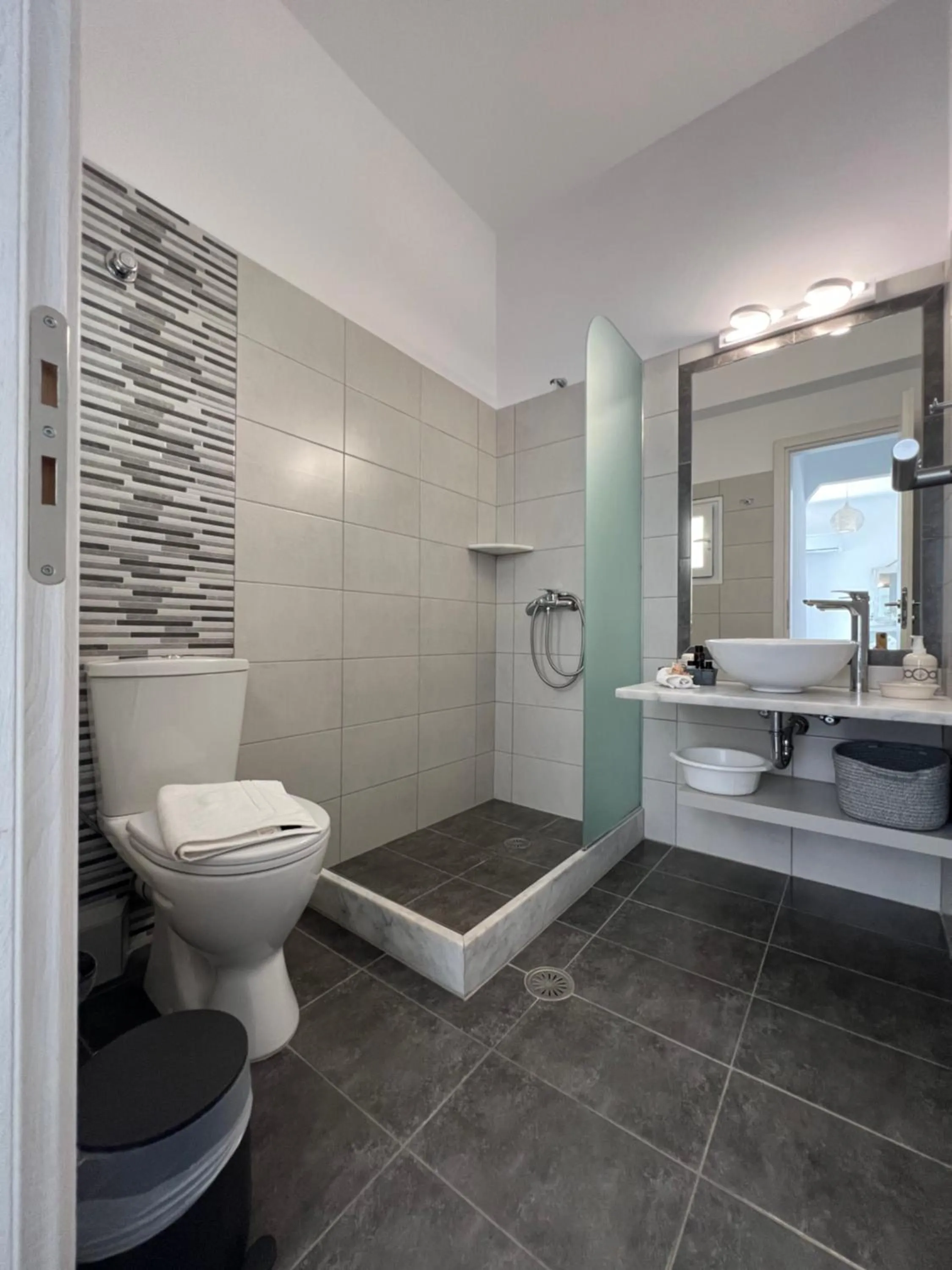 Bathroom in Marioly Studios