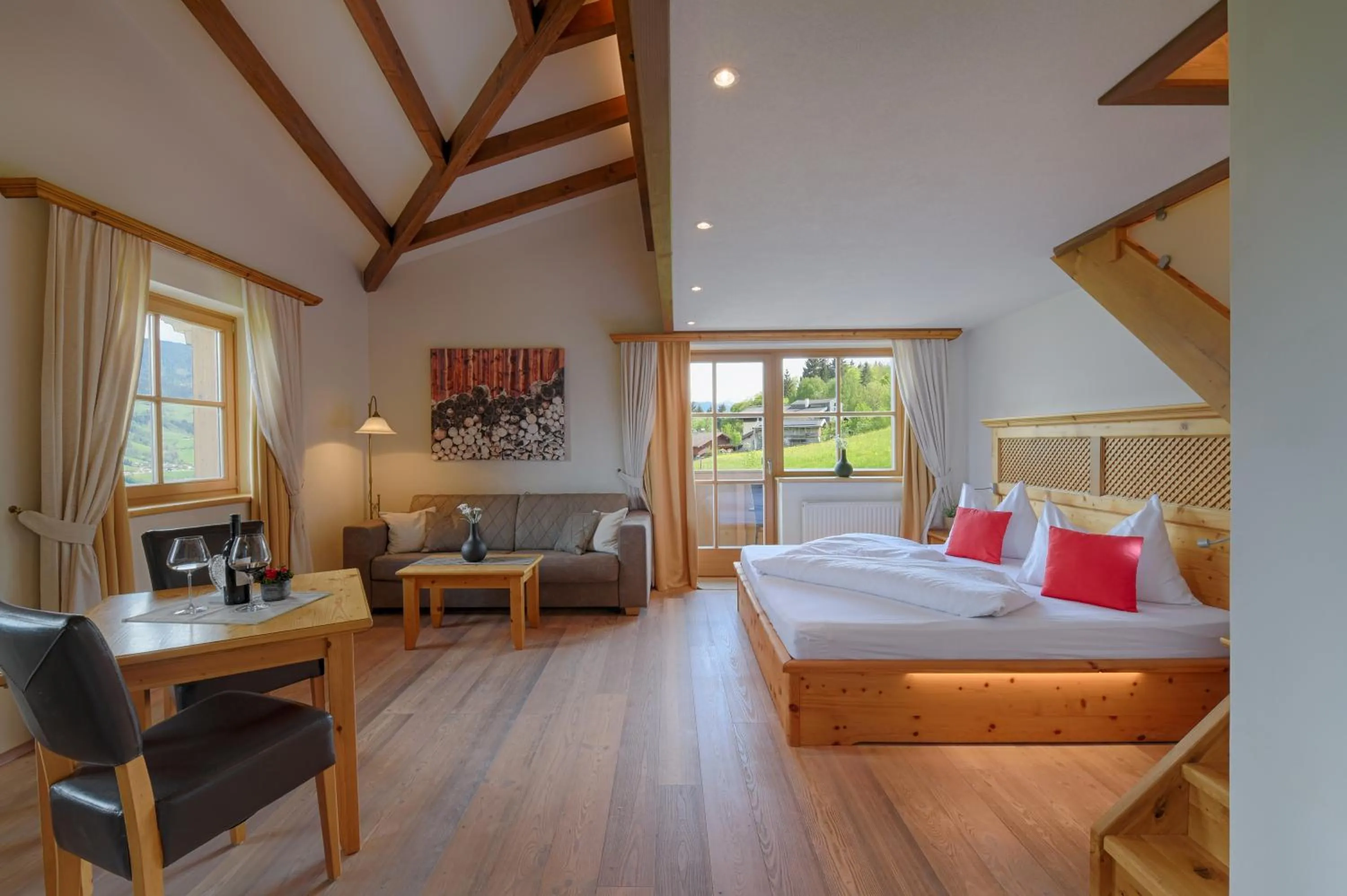 Photo of the whole room, Bed in Hotel und Alpen Apartments mit Sauna - Bürglhöh