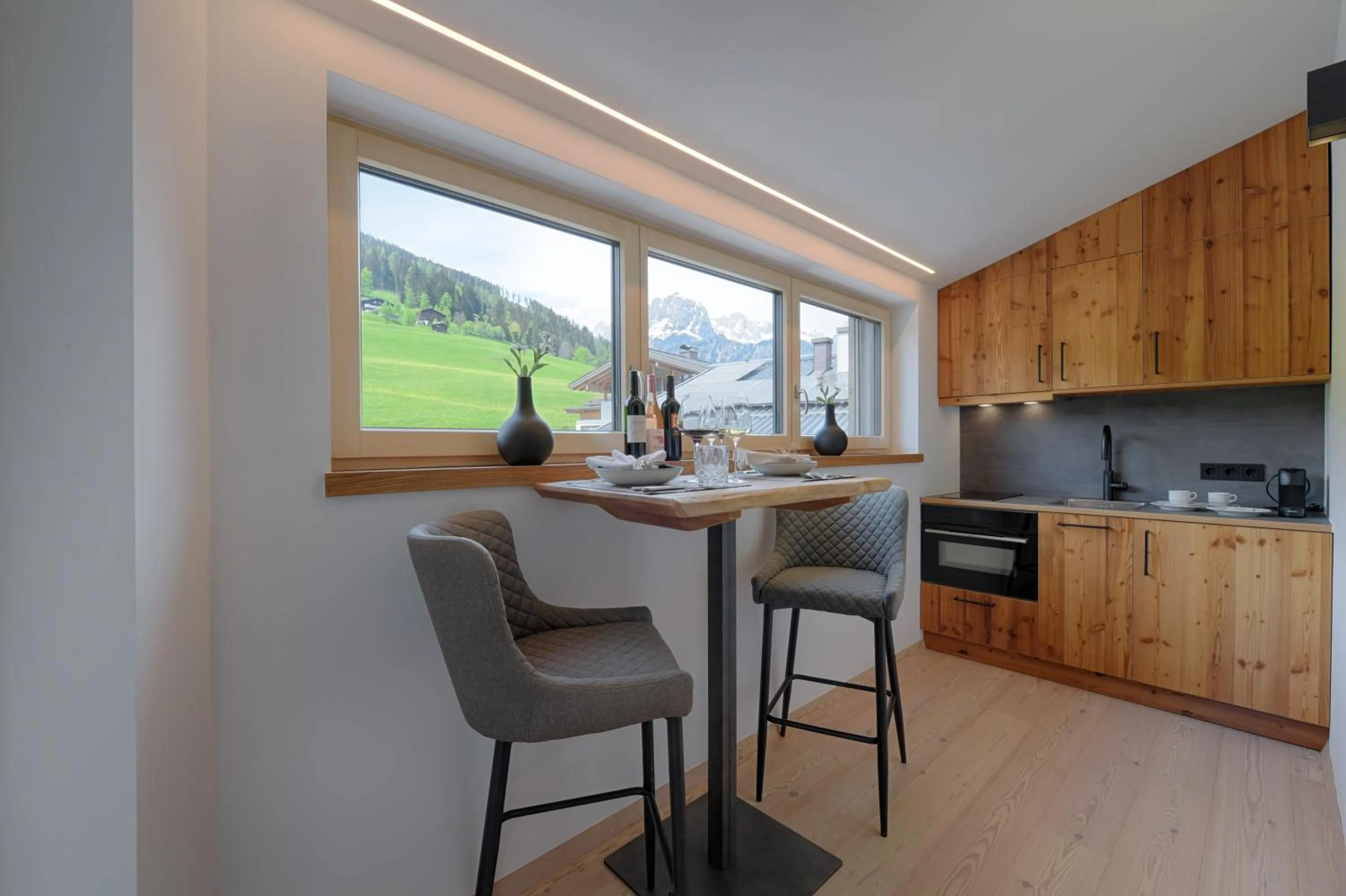 Kitchen or kitchenette in Hotel und Alpen Apartments mit Sauna - Bürglhöh