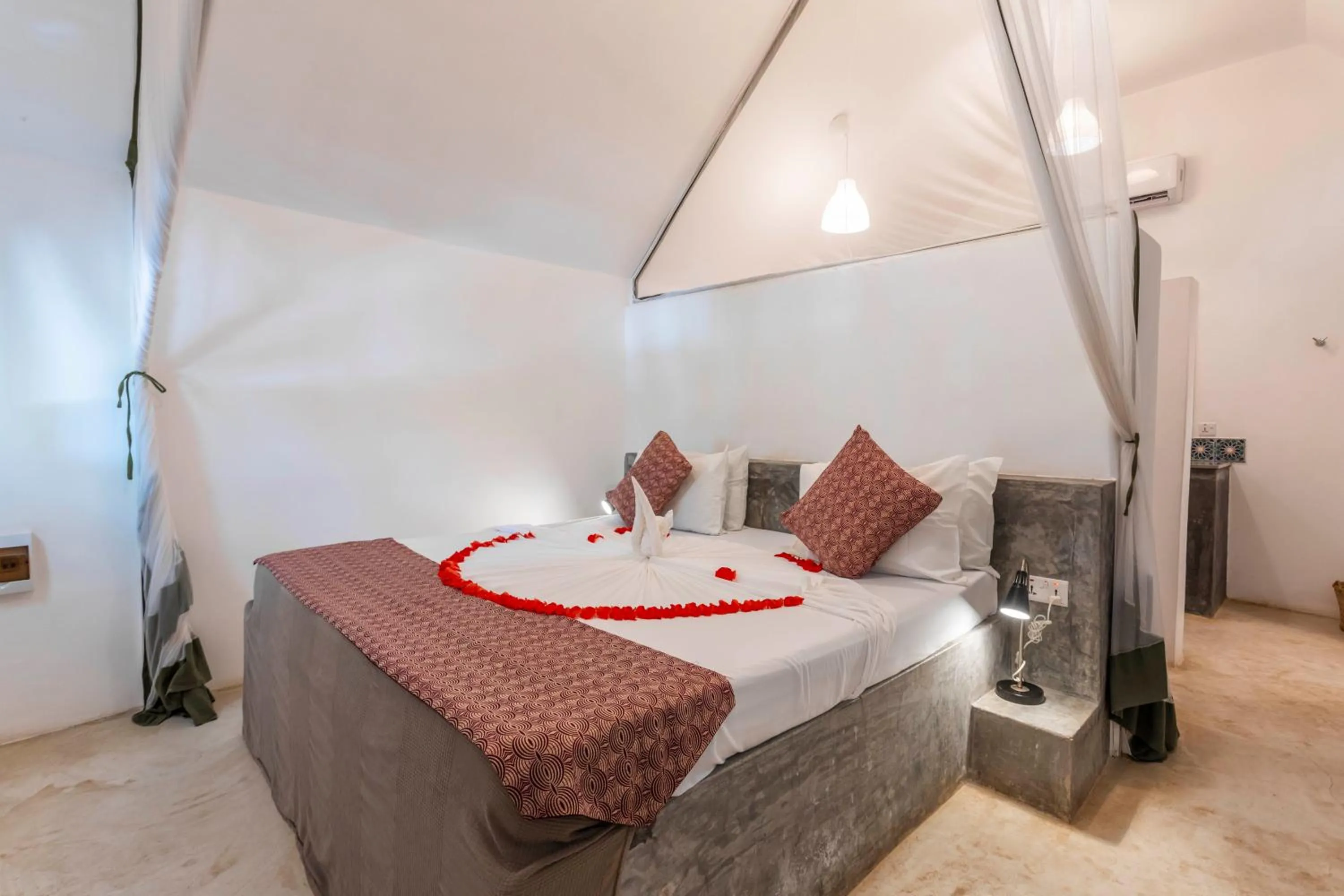 Bed in Fun Beach Hotel