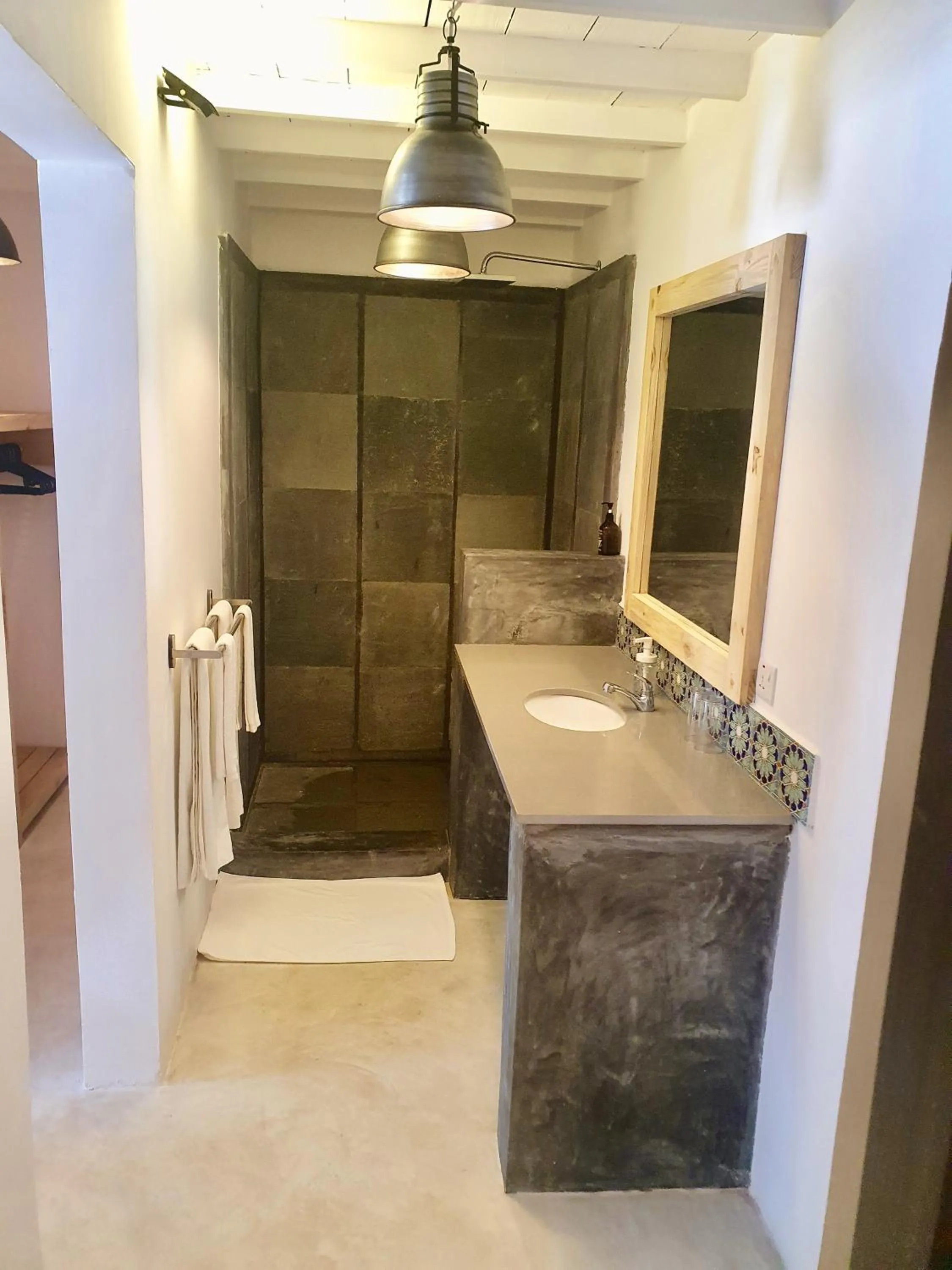 Shower in Fun Beach Hotel