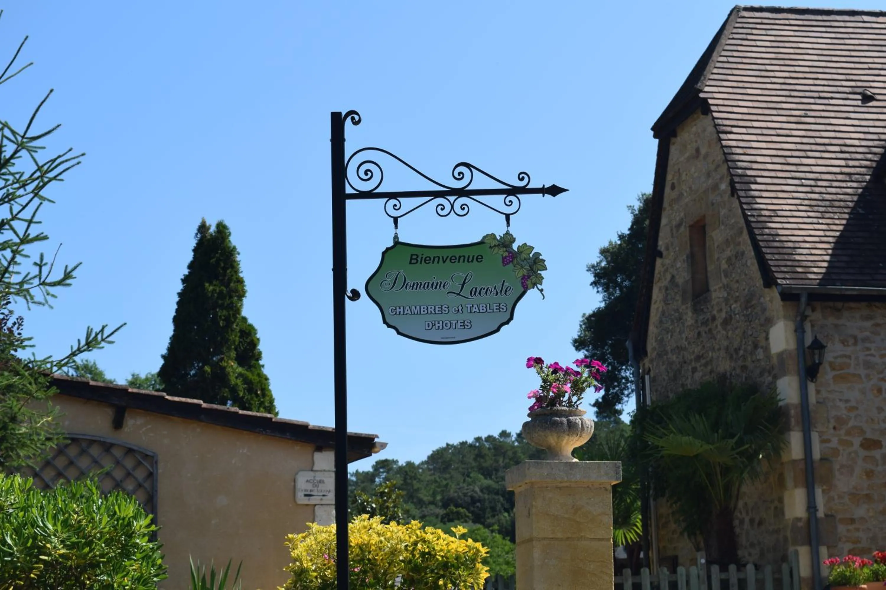 Property logo or sign in Domaine Lacoste