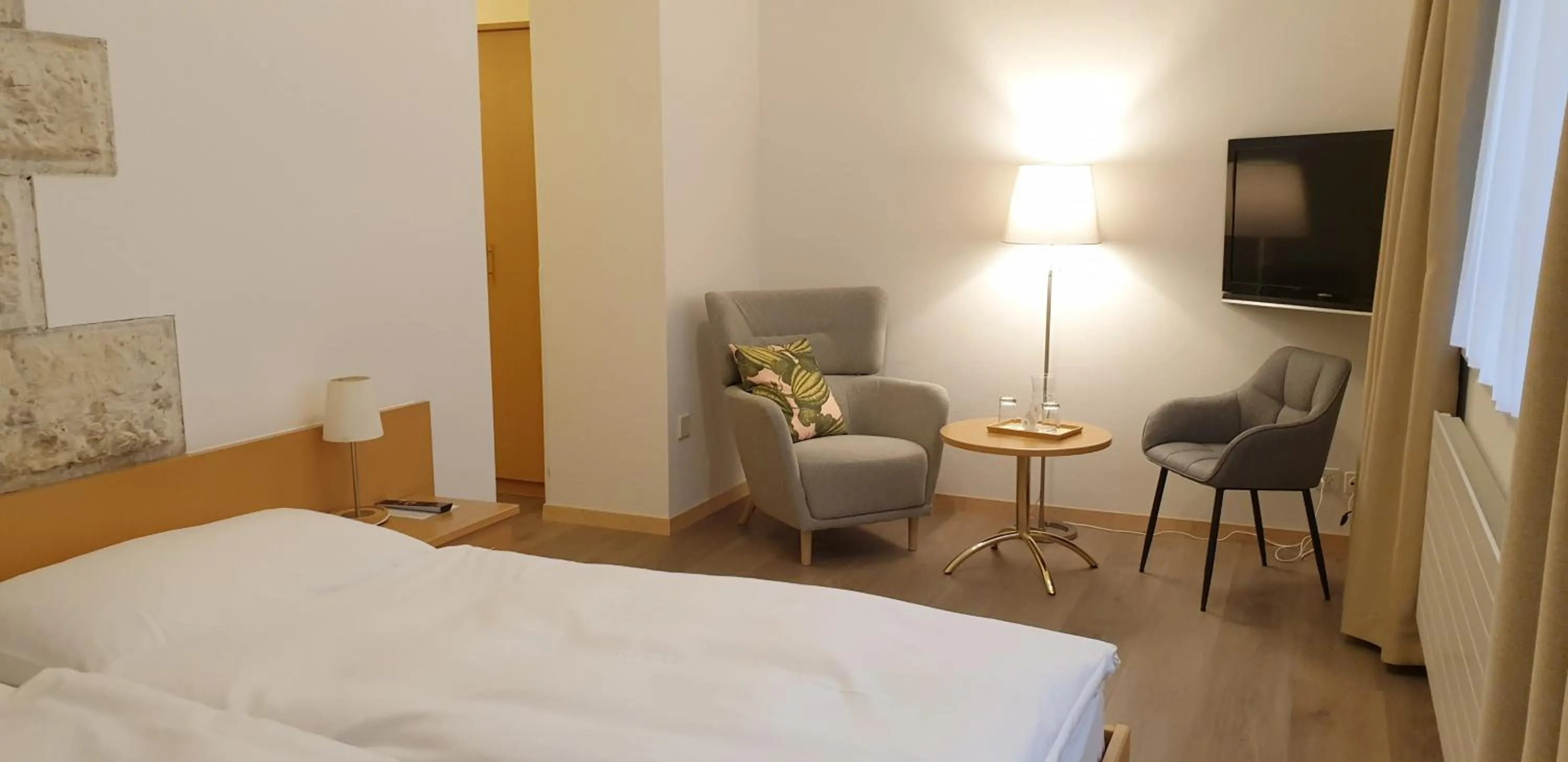 Photo of the whole room, Bed in Hotel Promenade