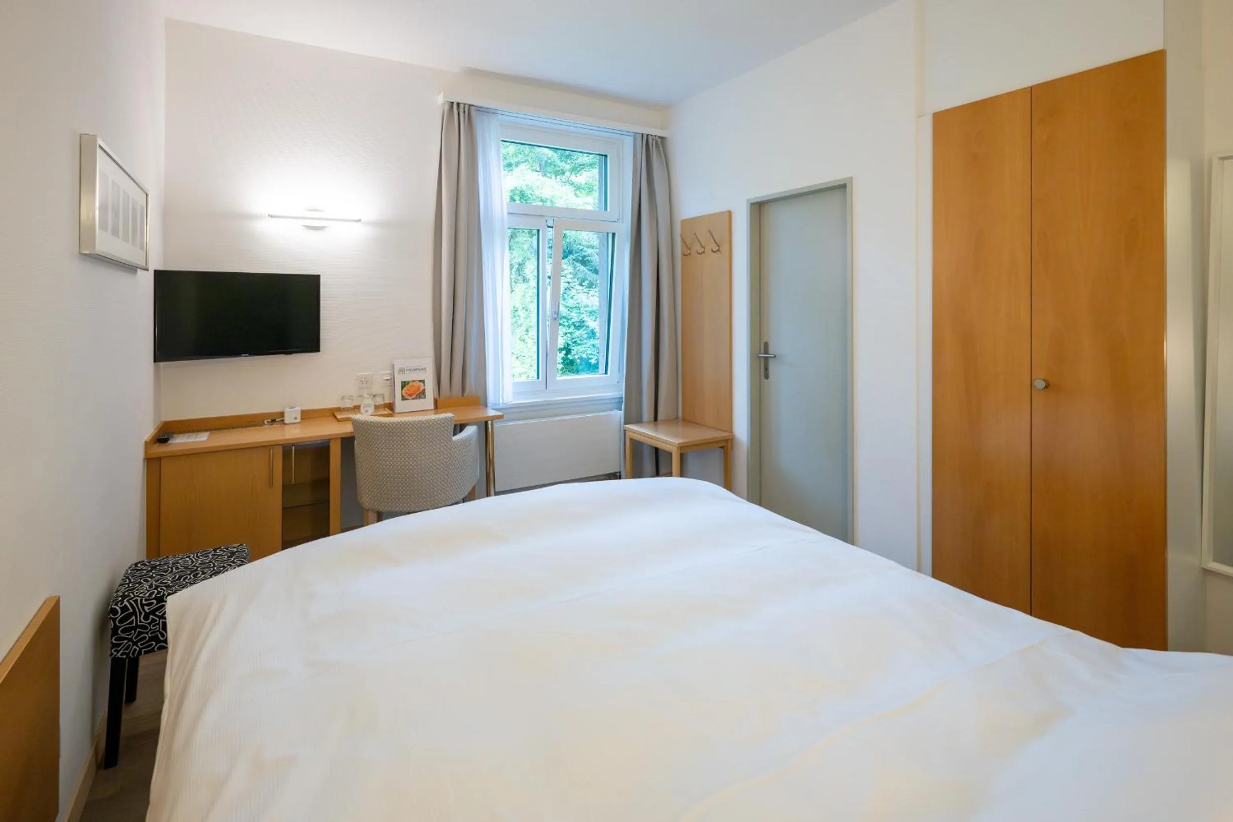 Bed in Hotel Promenade