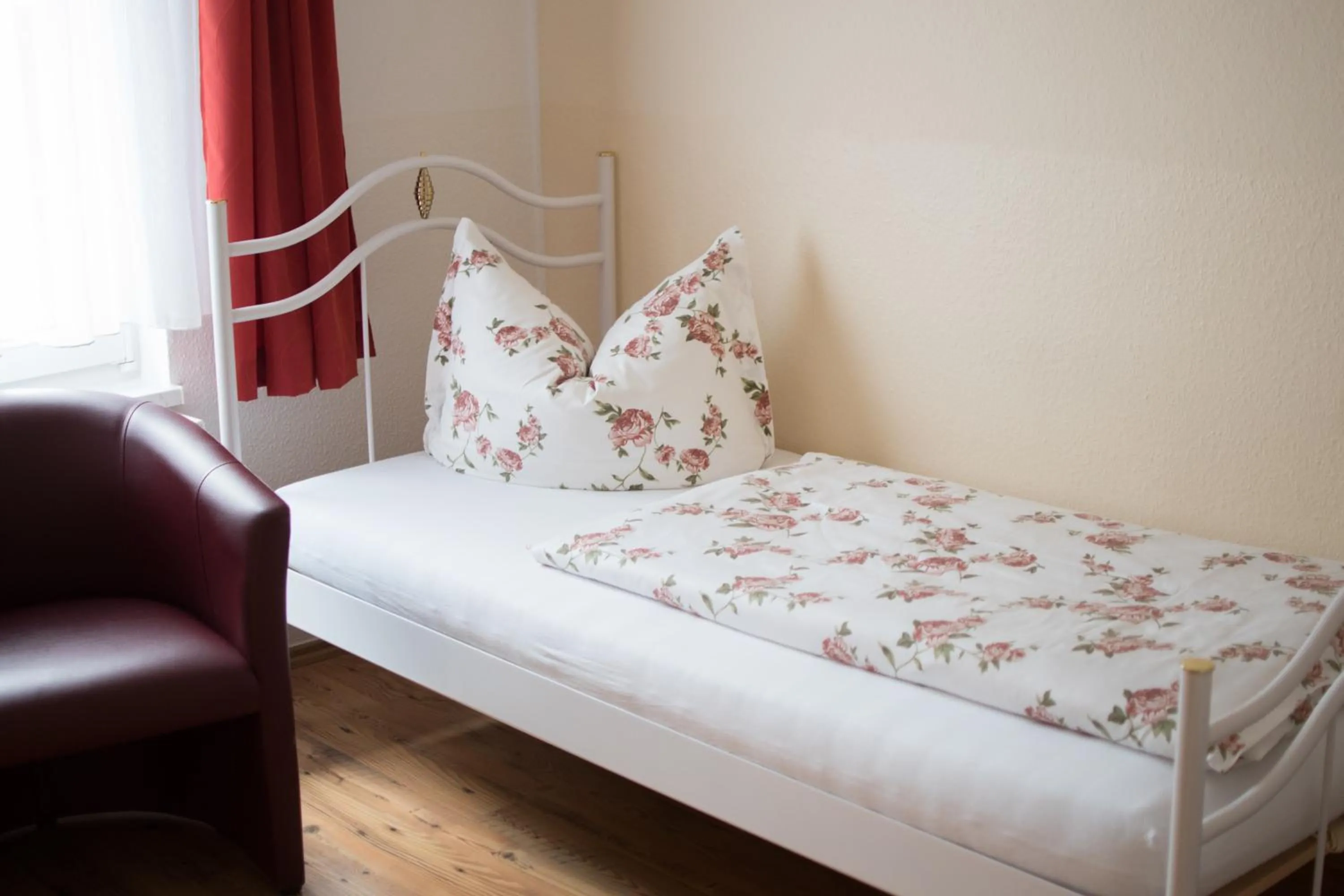 Photo of the whole room, Bed in Pension Regina - Inh. Monique Kluge