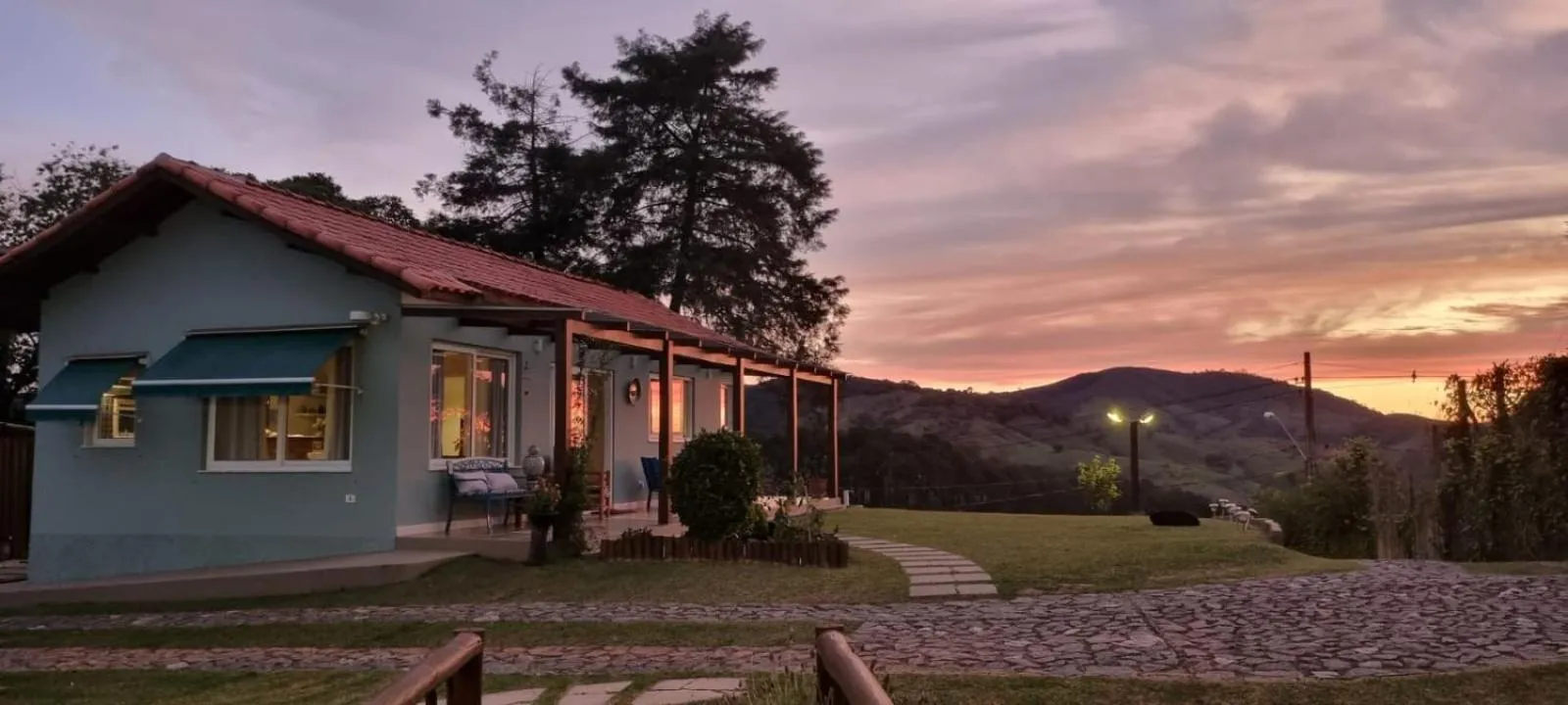 Property building in Pouso Mantiqueira