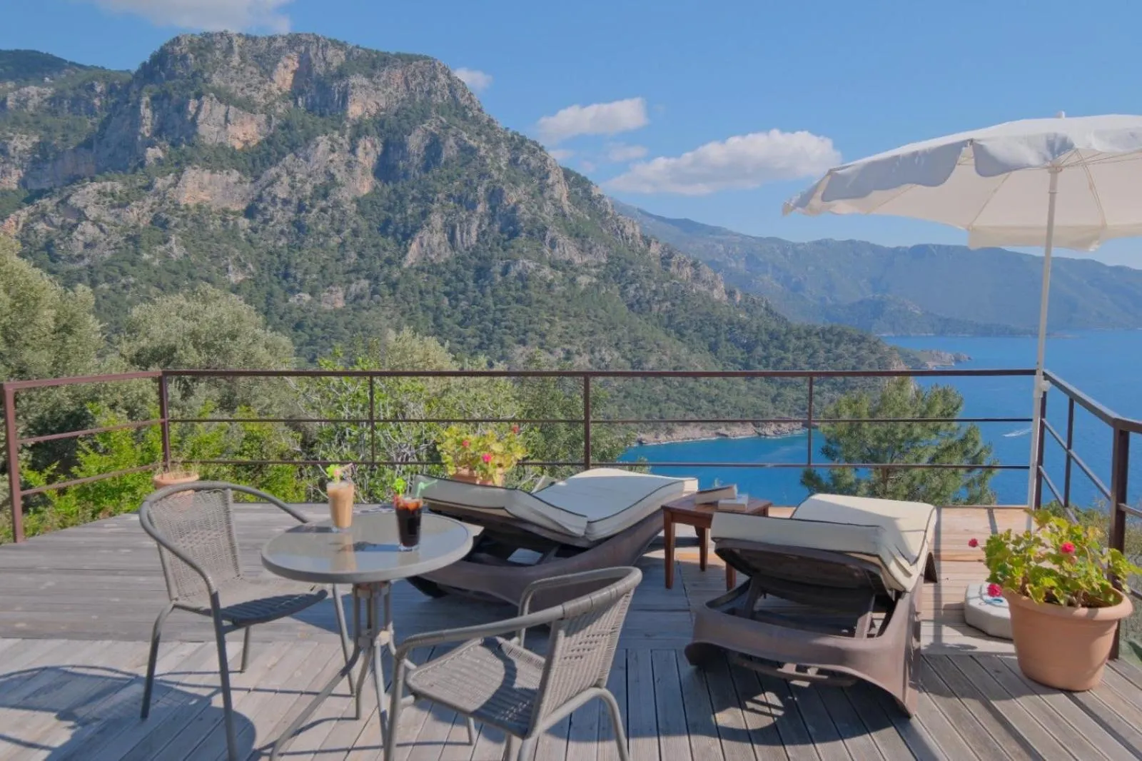 Natural landscape in Kabak Avalon Bungalows