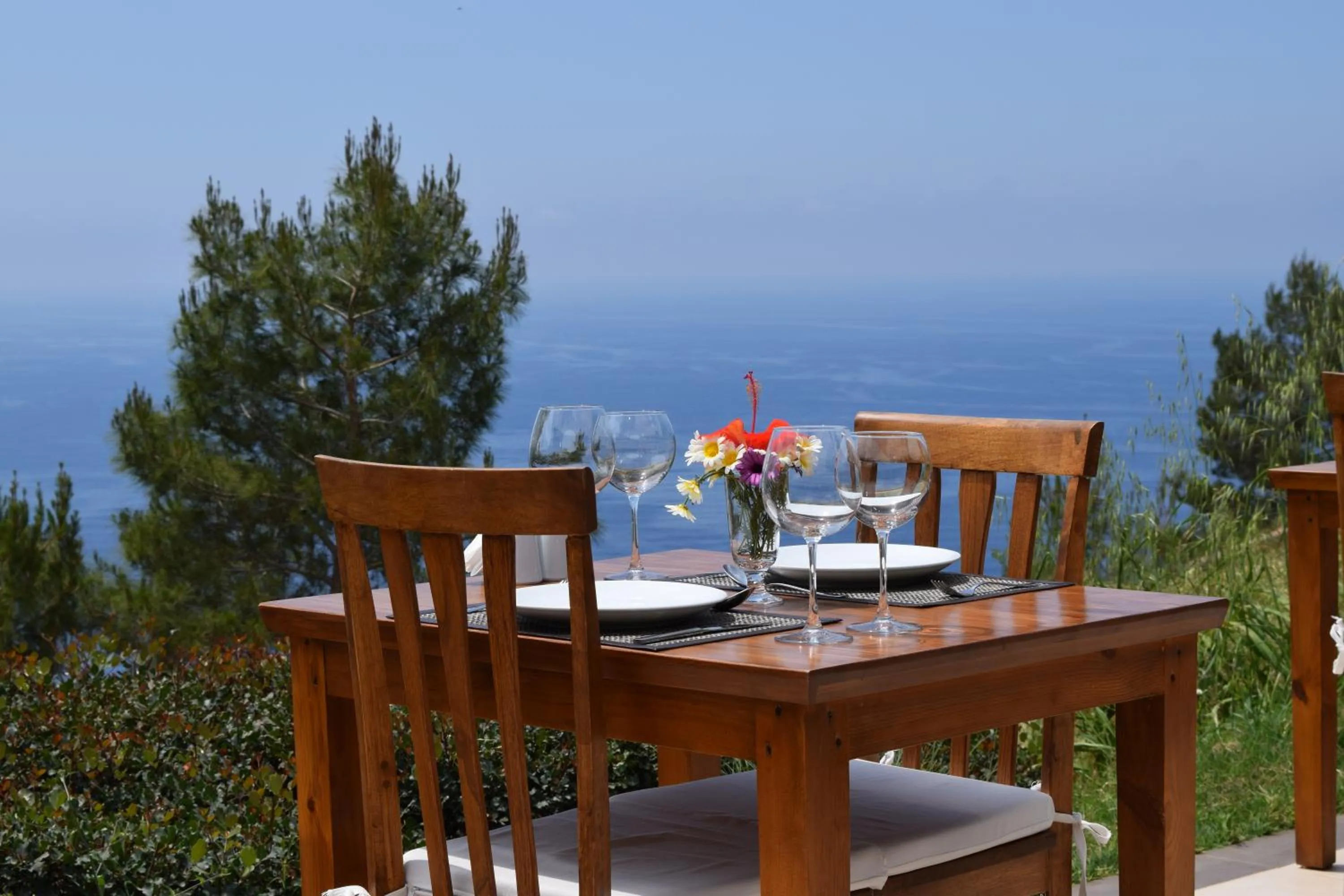 Food and drinks in Kabak Avalon Bungalows