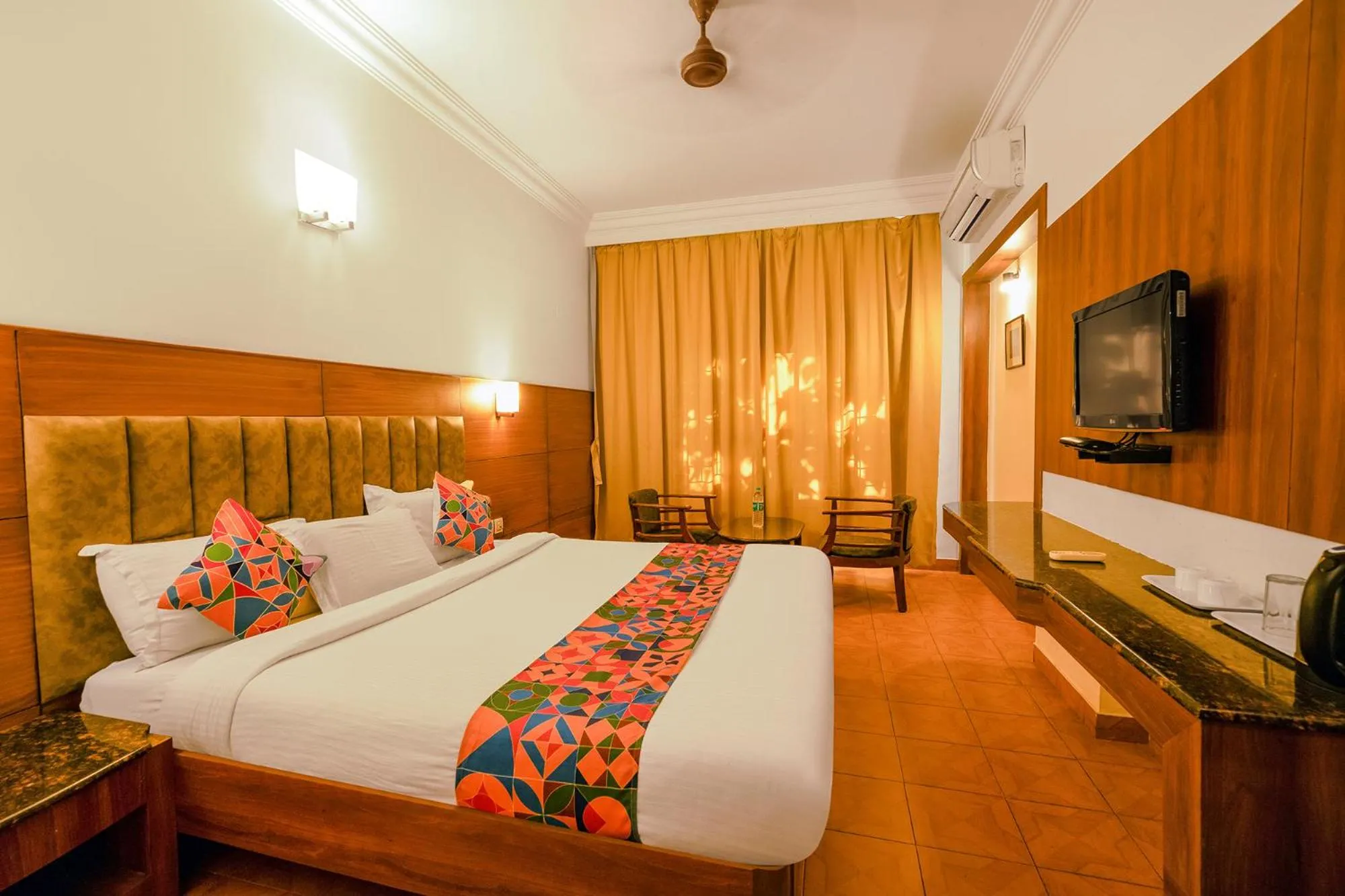 Bed in FabHotel Royale Basant Residency - Gandhinagar