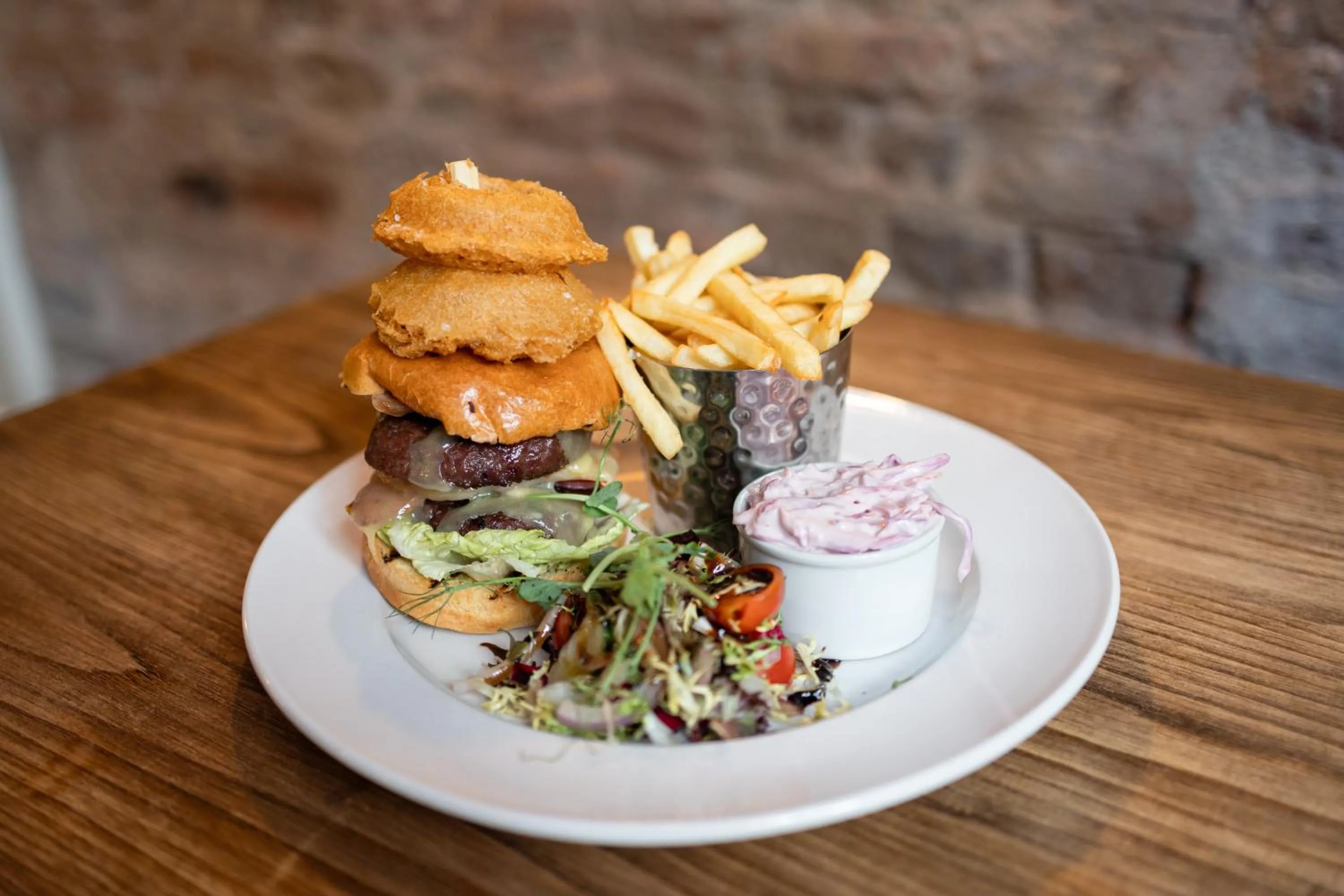 Restaurant/places to eat in The Resolution Hotel