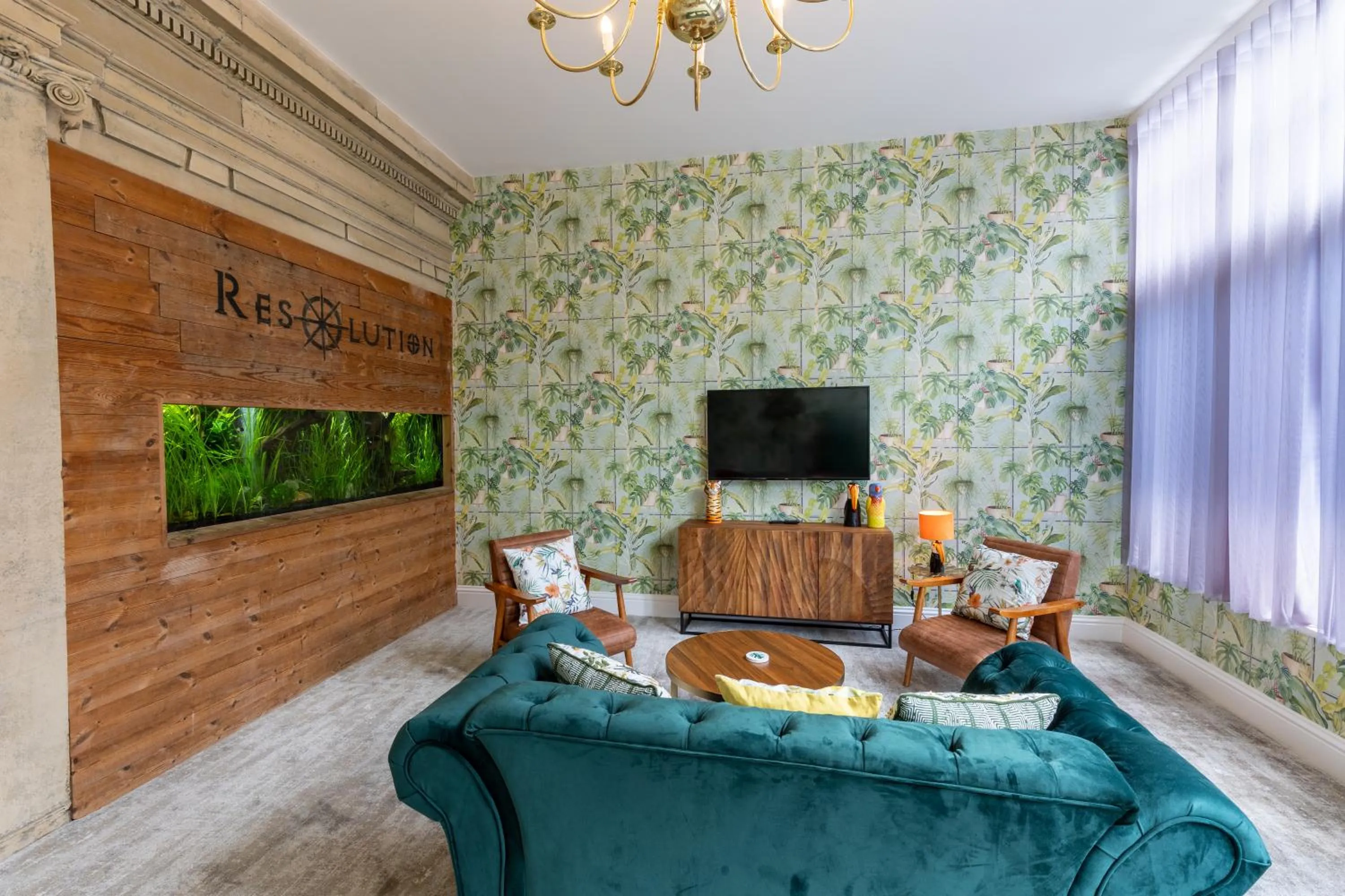 Living room in The Resolution Hotel