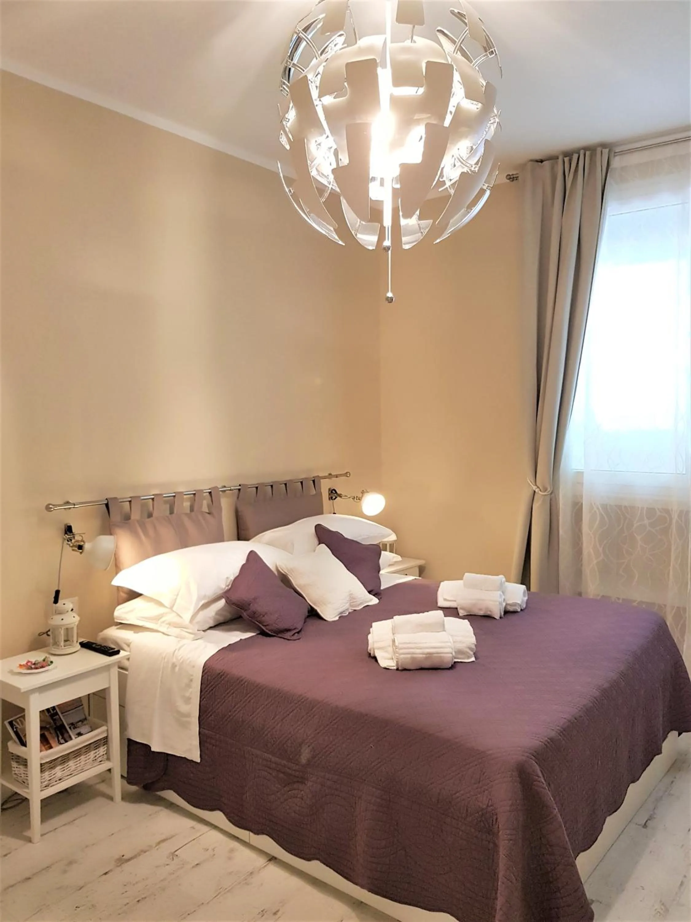 Bedroom, Bed in Jubilee 3 Luxury apartment in Rome Vatican