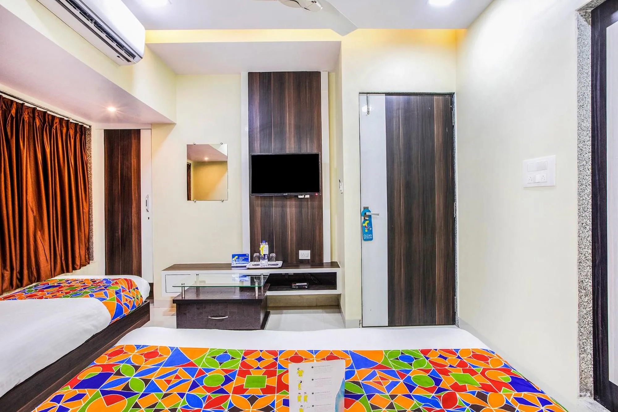 Bed in FabExpress The Grand Kohinoor - Behind APMC