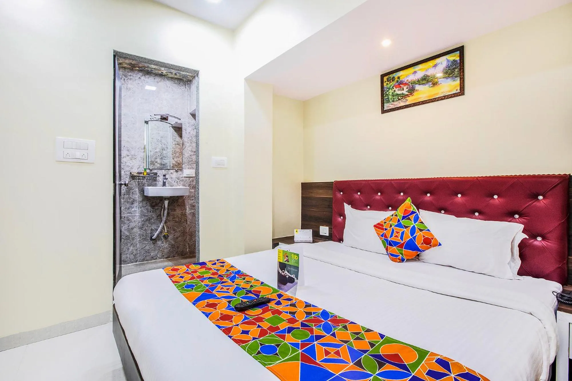 Bed in FabExpress The Grand Kohinoor - Behind APMC