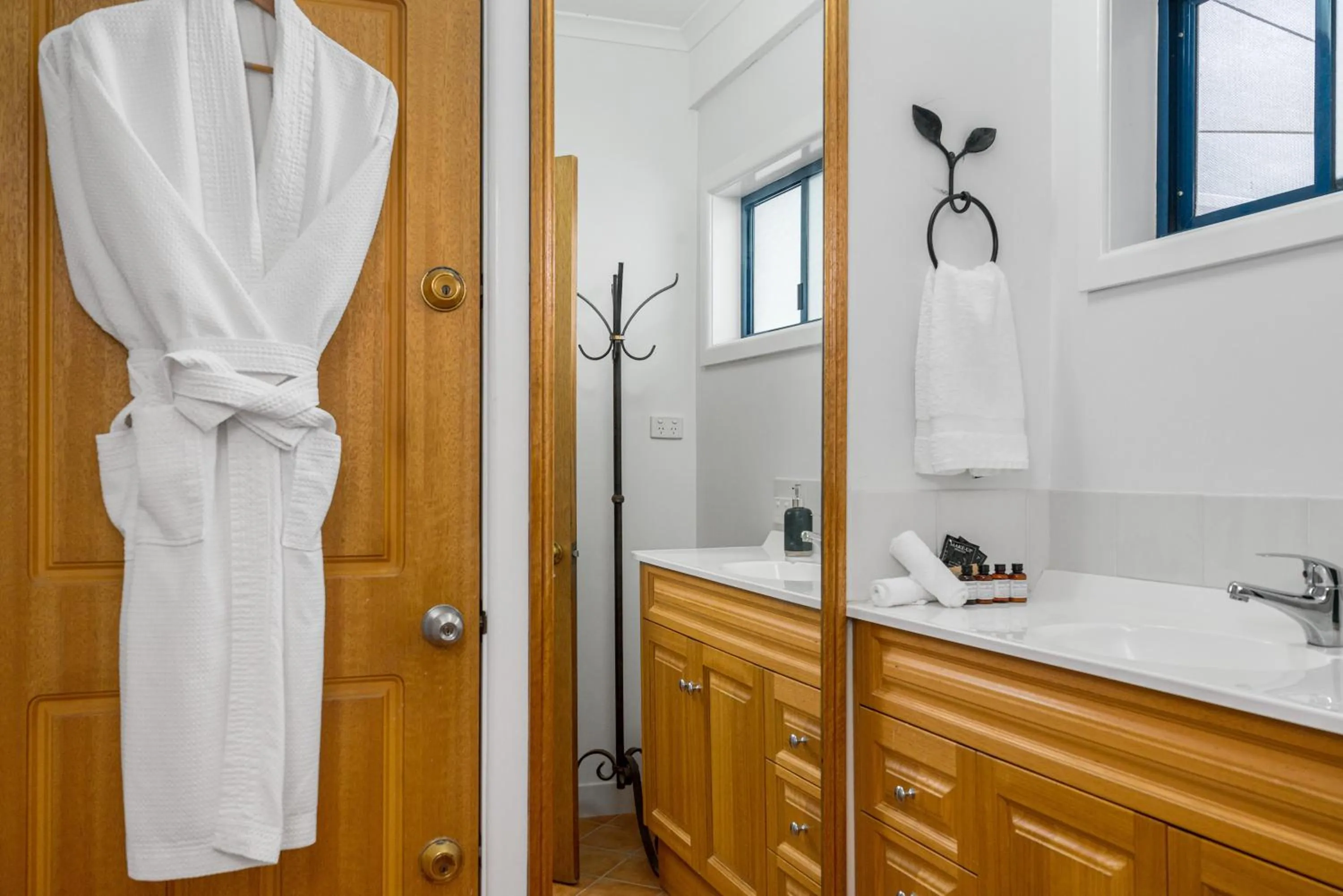 Toilet in Coast Yamba - Adults Only