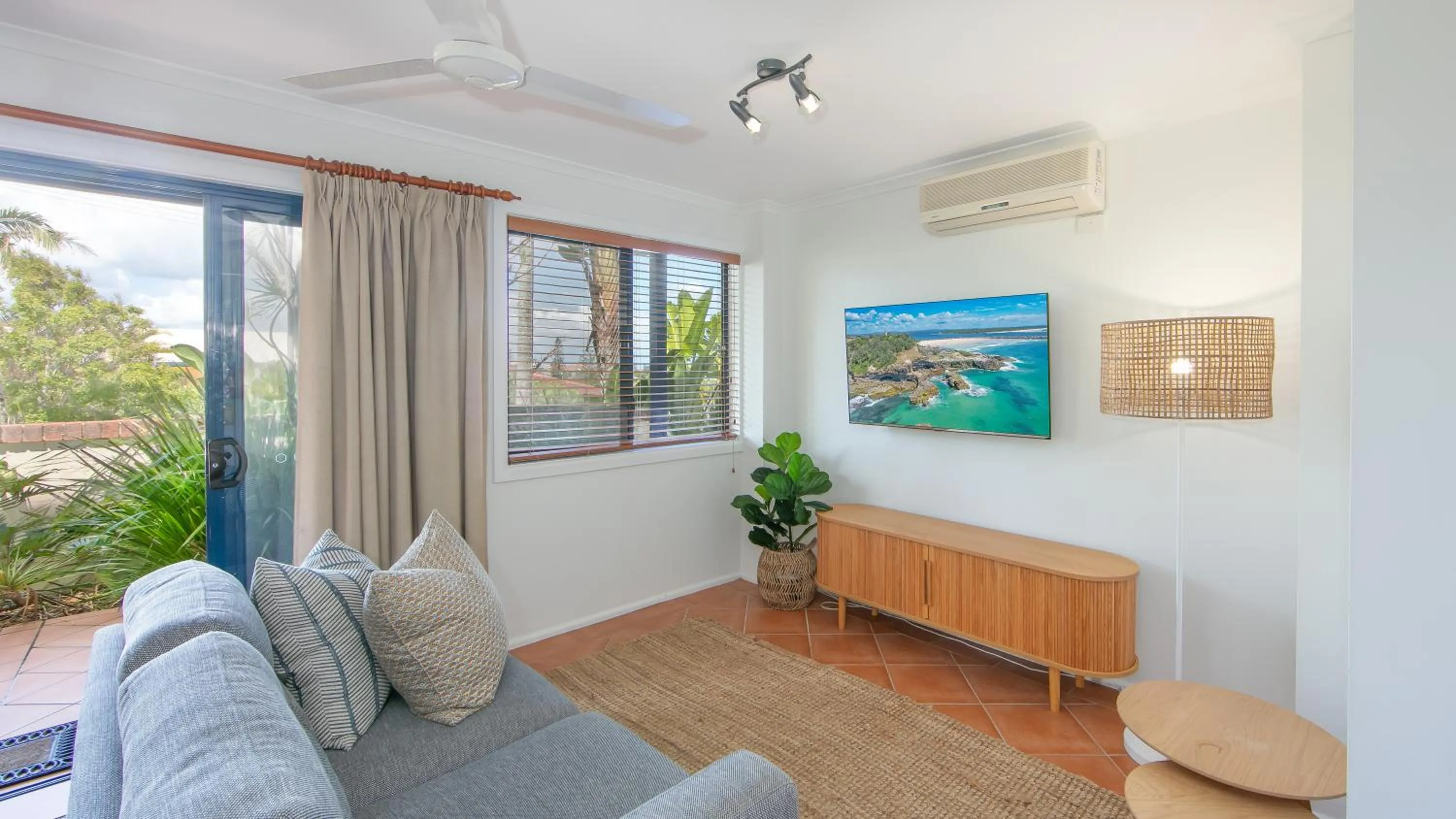 TV and multimedia in Coast Yamba - Adults Only