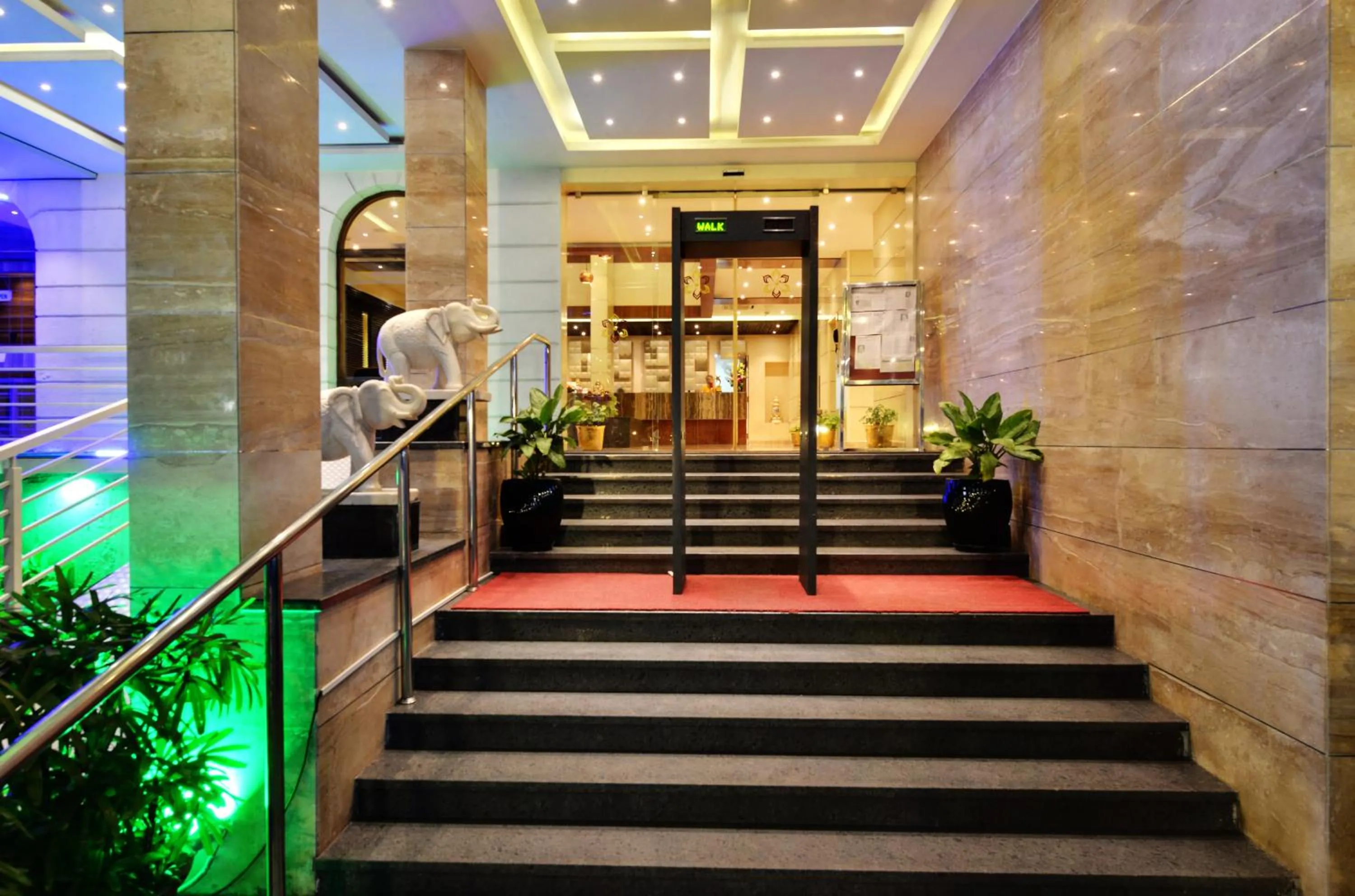 Facade/entrance in Hotel Ramanashree Richmond