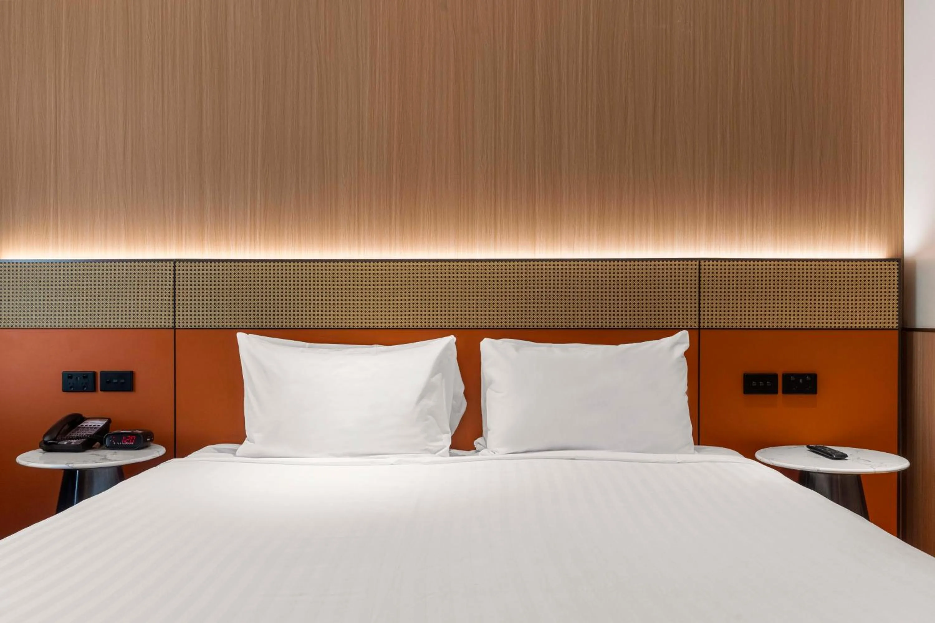 Bed in Furama Darling Harbour